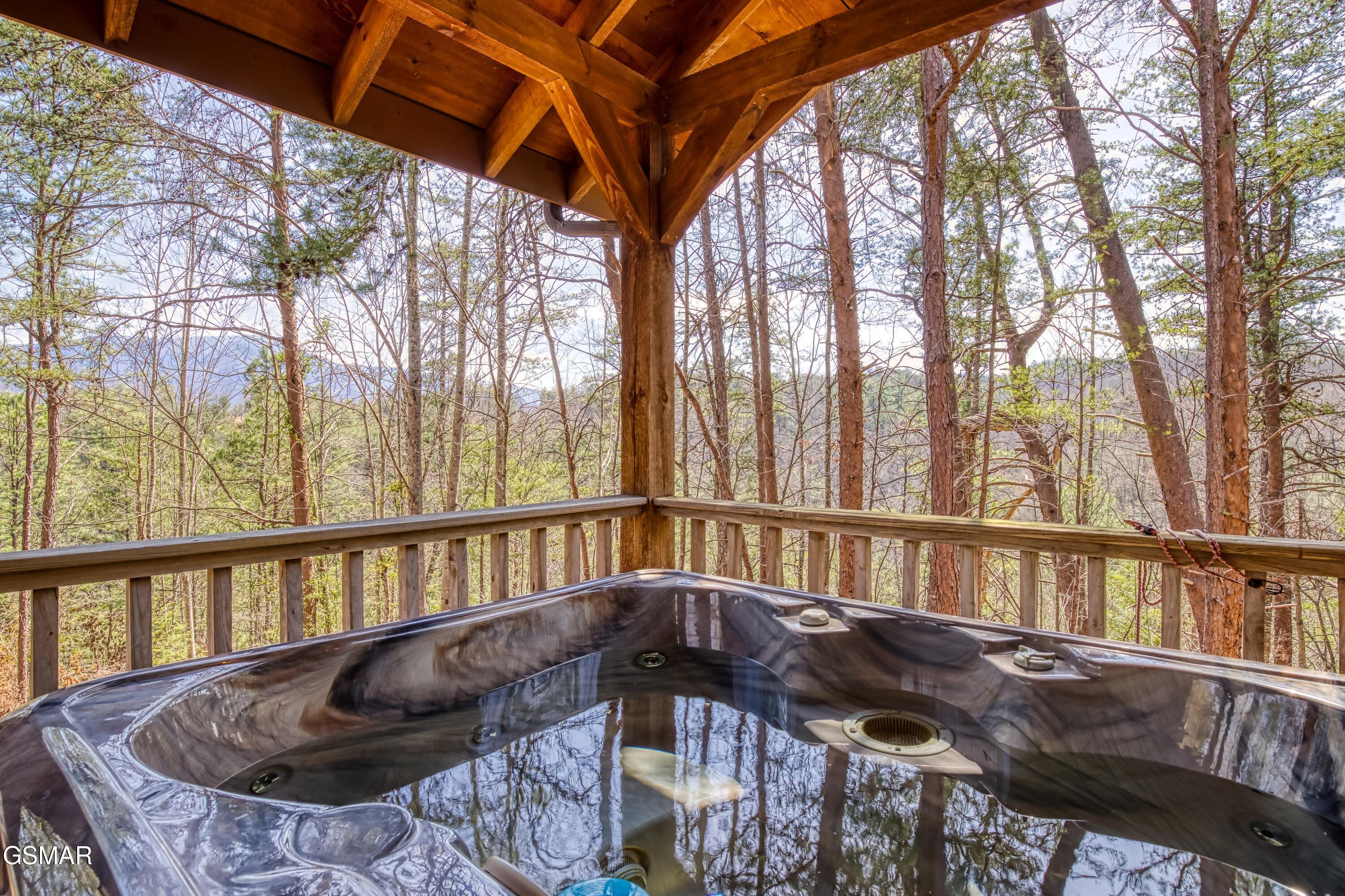 2752 Blue Springs Way Sevierville TN 37862
