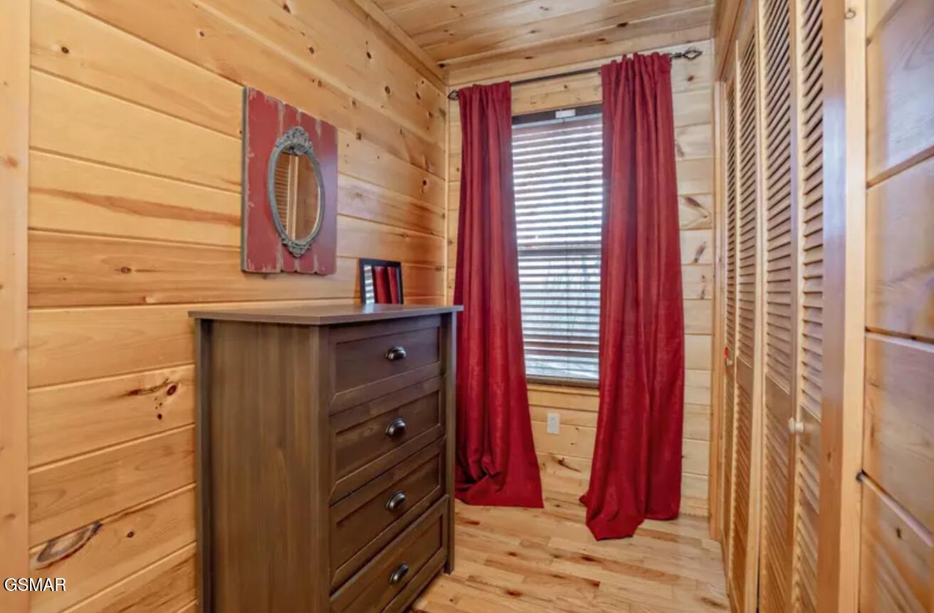 3884 Locust Ridge Road Sevierville TN 37876