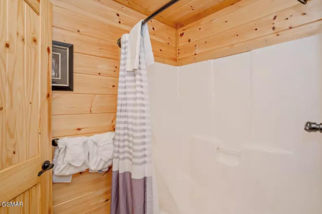 3884 Locust Ridge Road Sevierville TN 37876