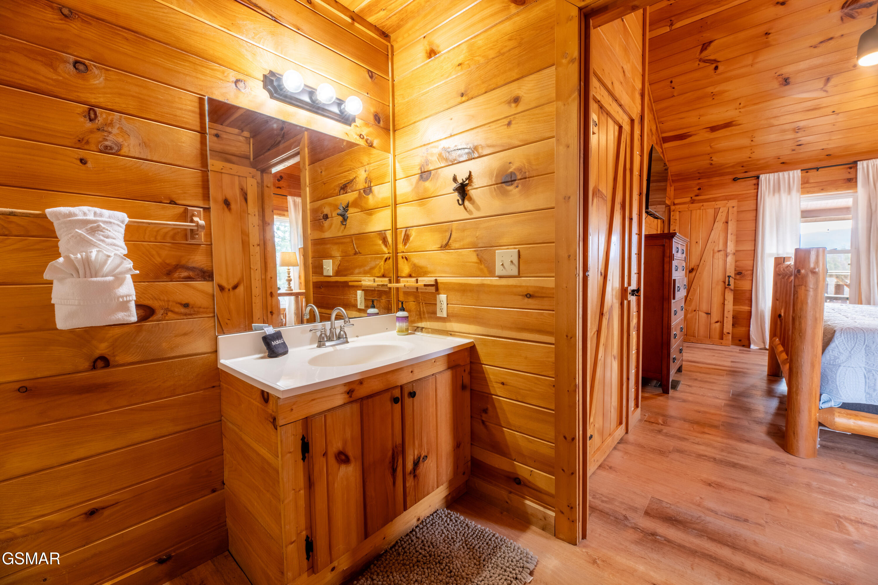 2213 Headrick Lead Sevierville TN 37862