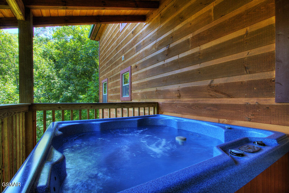 1742 Pulaski Lane Sevierville TN 37862