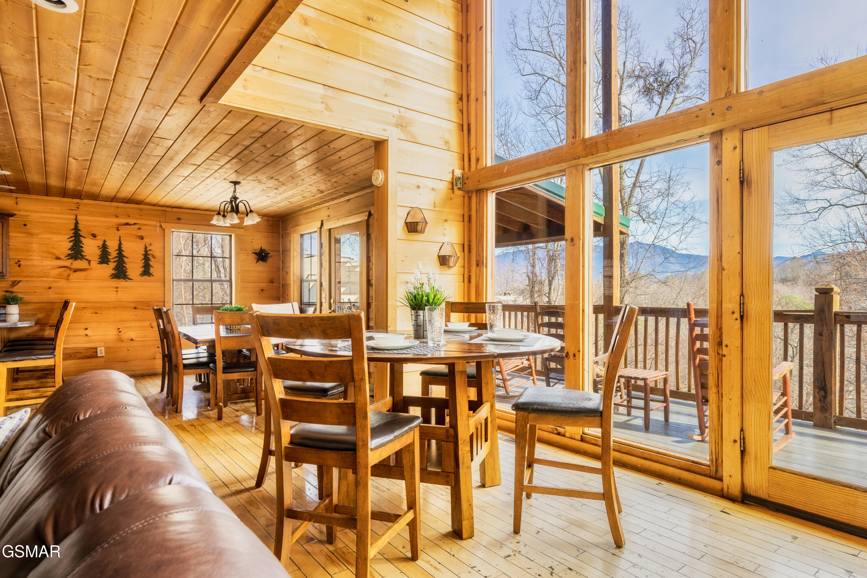 1167 Upper Alpine Way Gatlinburg TN 37738