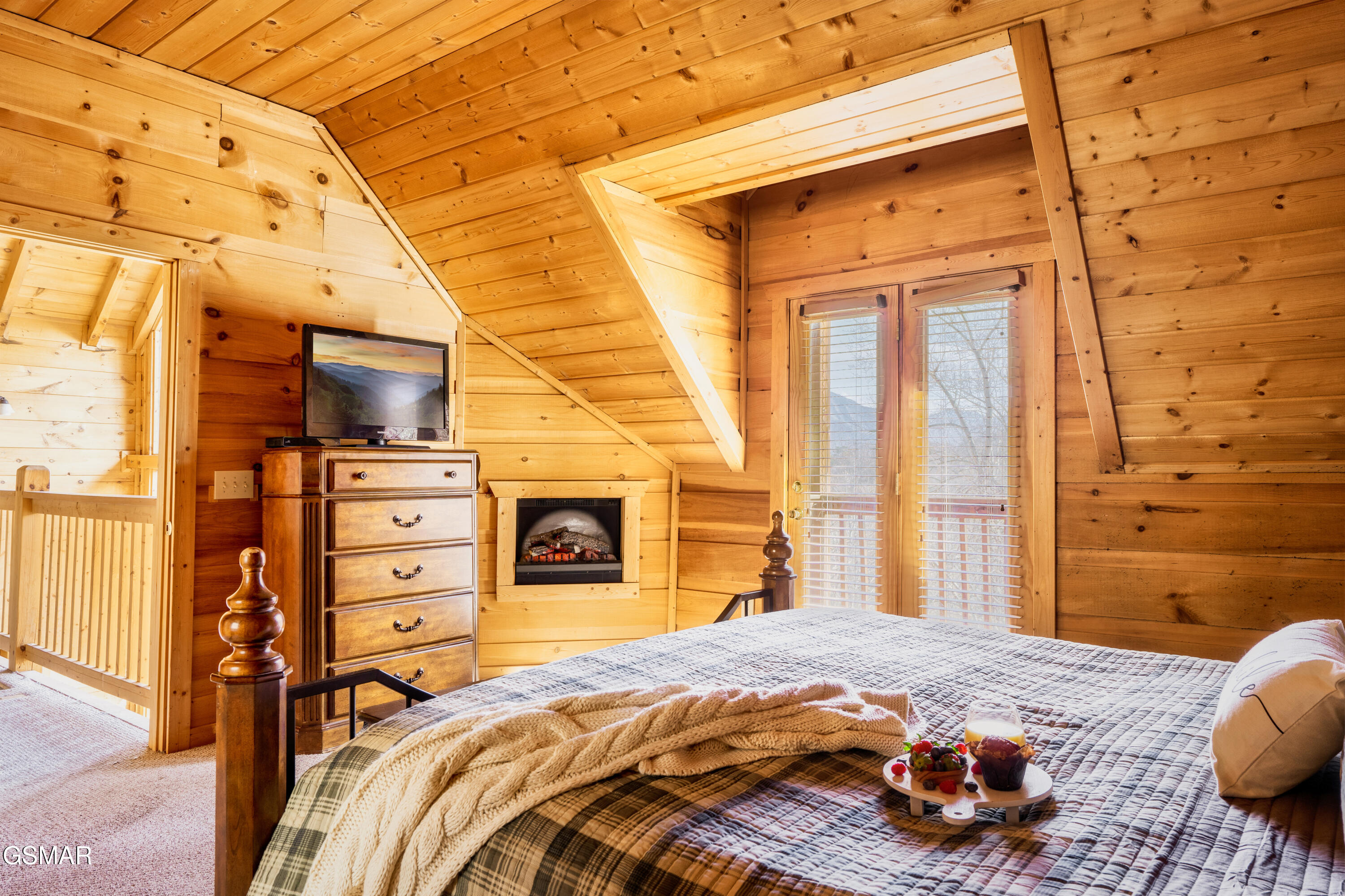 1167 Upper Alpine Way Gatlinburg TN 37738