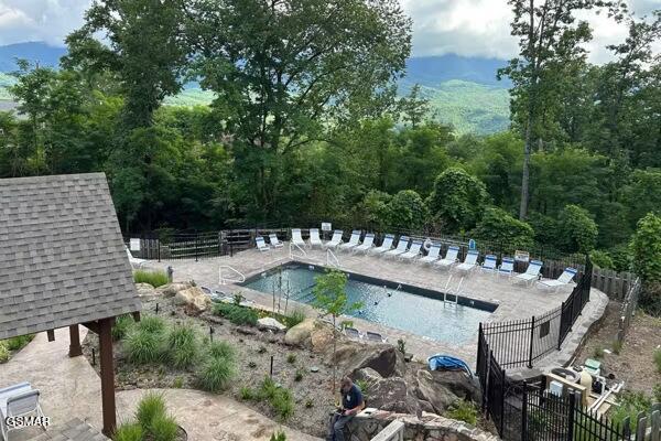 514 Deer Path Lane Gatlinburg TN 37738