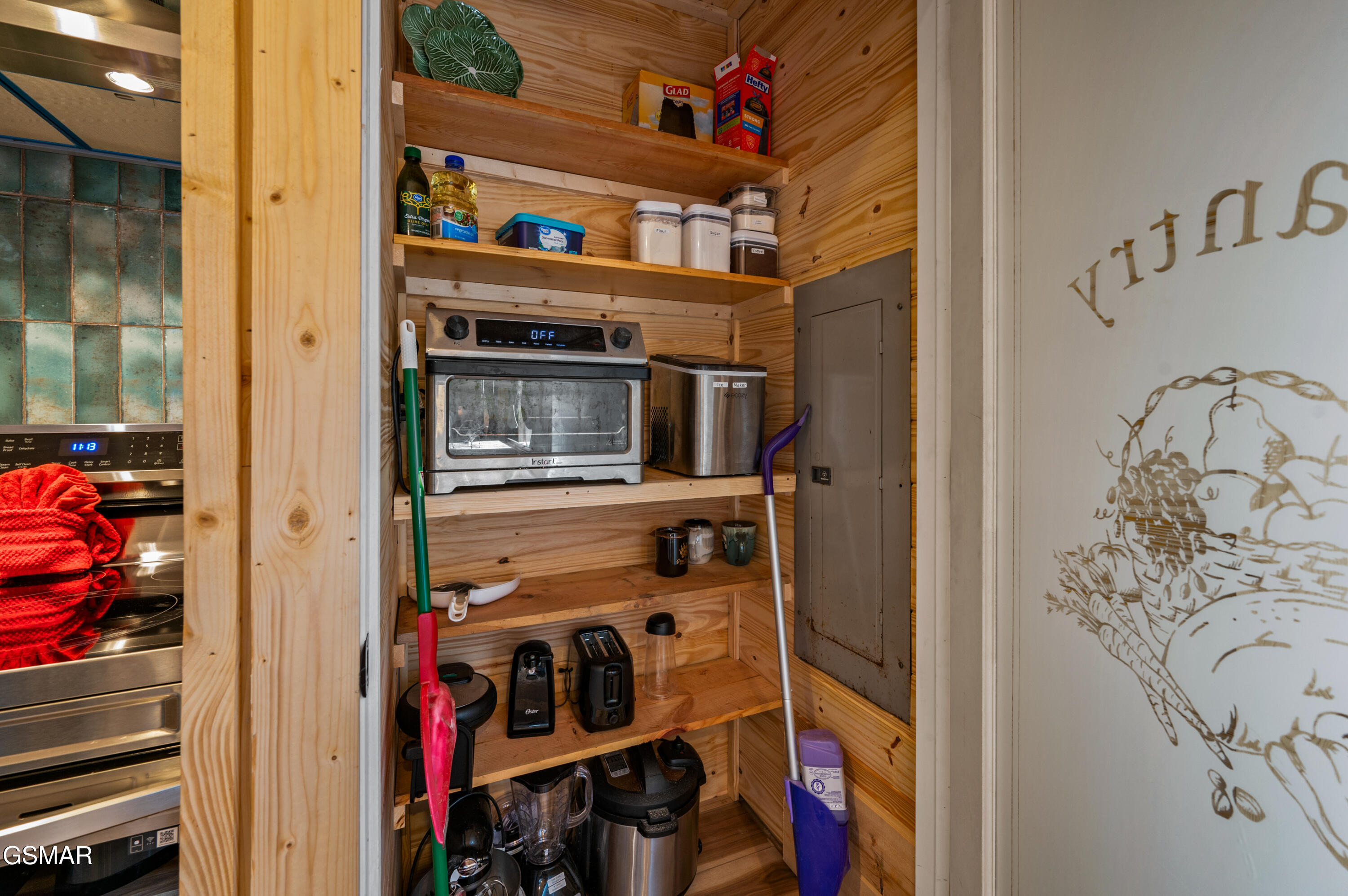 311 Indian Knob Circle Pigeon Forge TN 37863