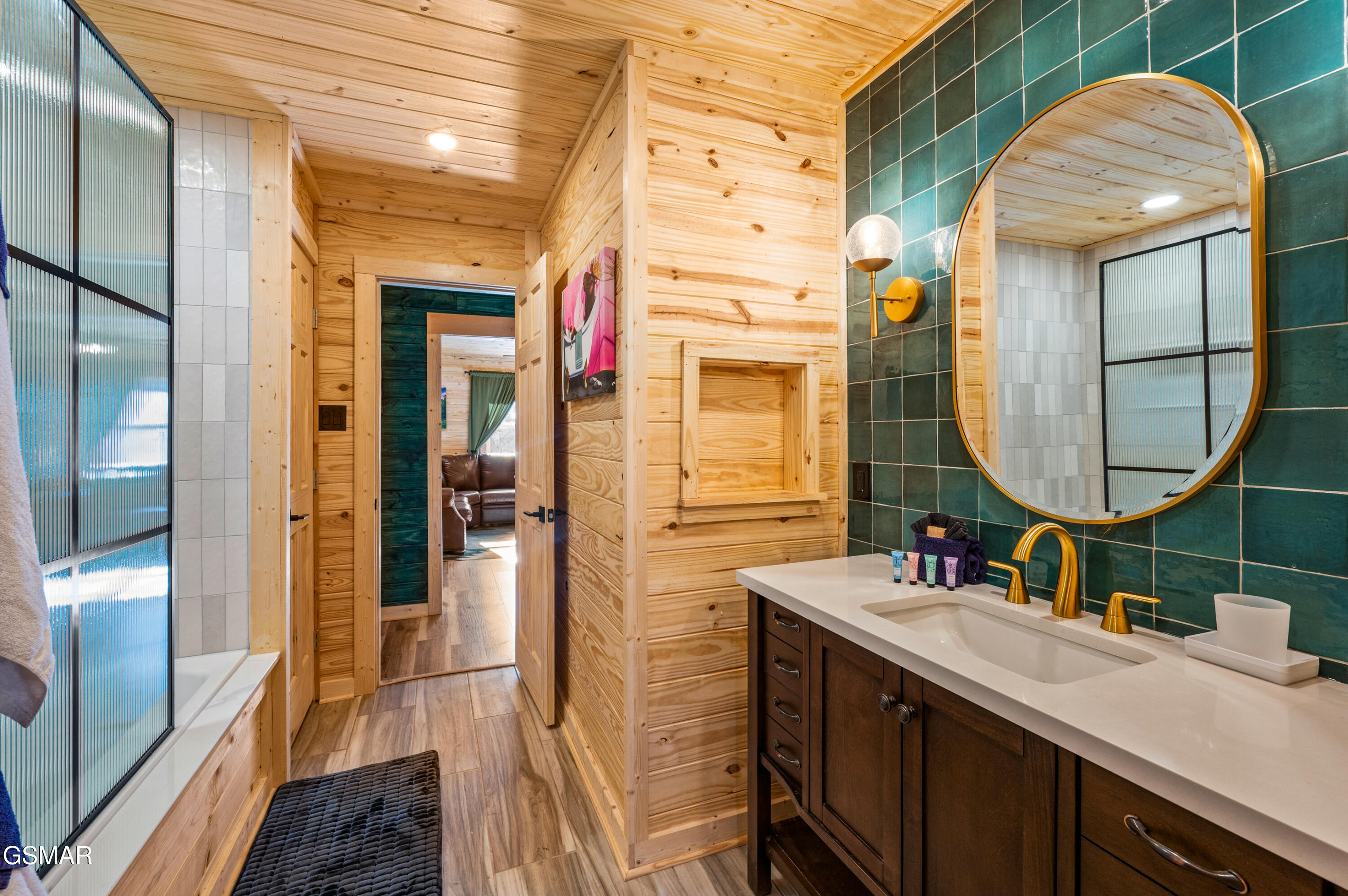 311 Indian Knob Circle Pigeon Forge TN 37863