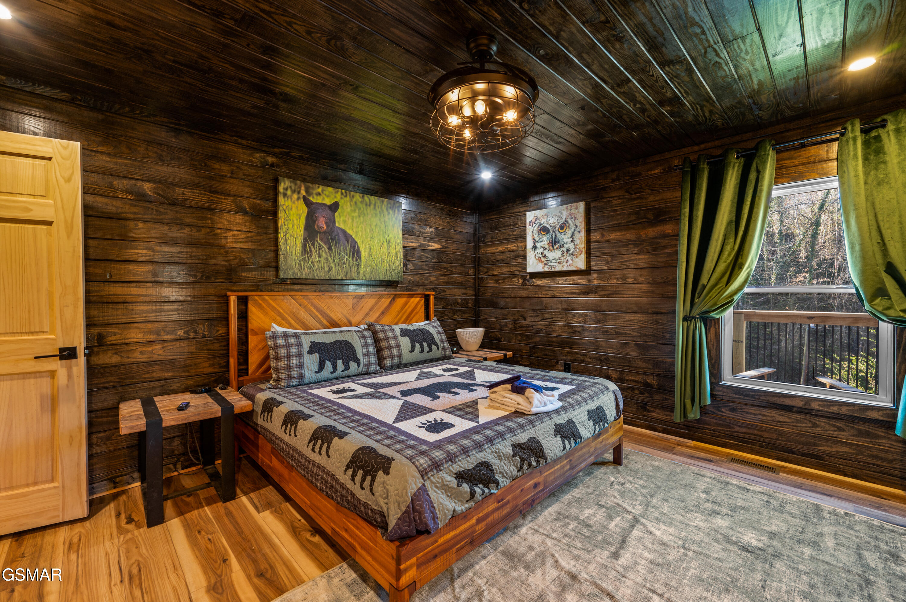 311 Indian Knob Circle Pigeon Forge TN 37863