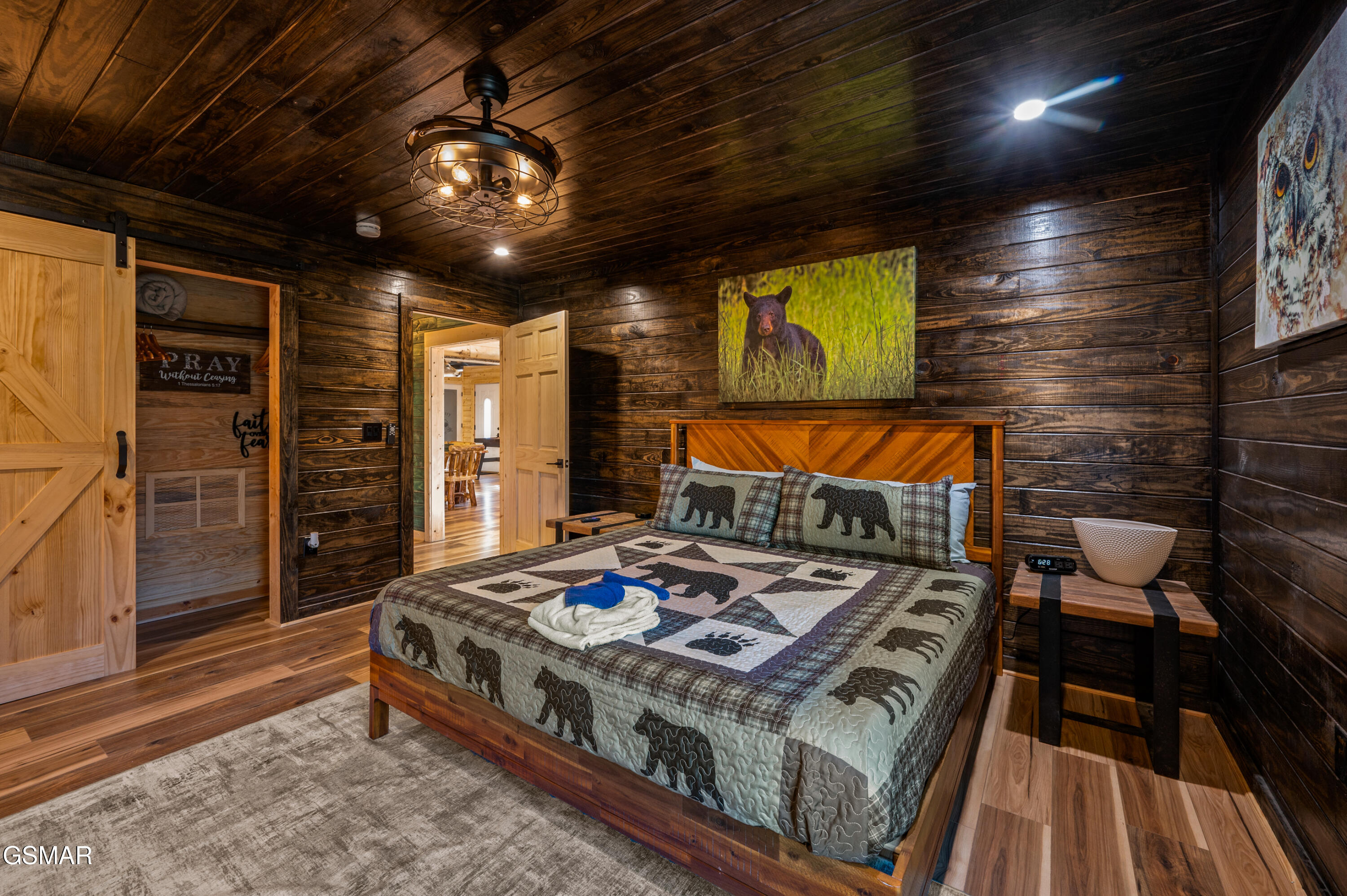 311 Indian Knob Circle Pigeon Forge TN 37863