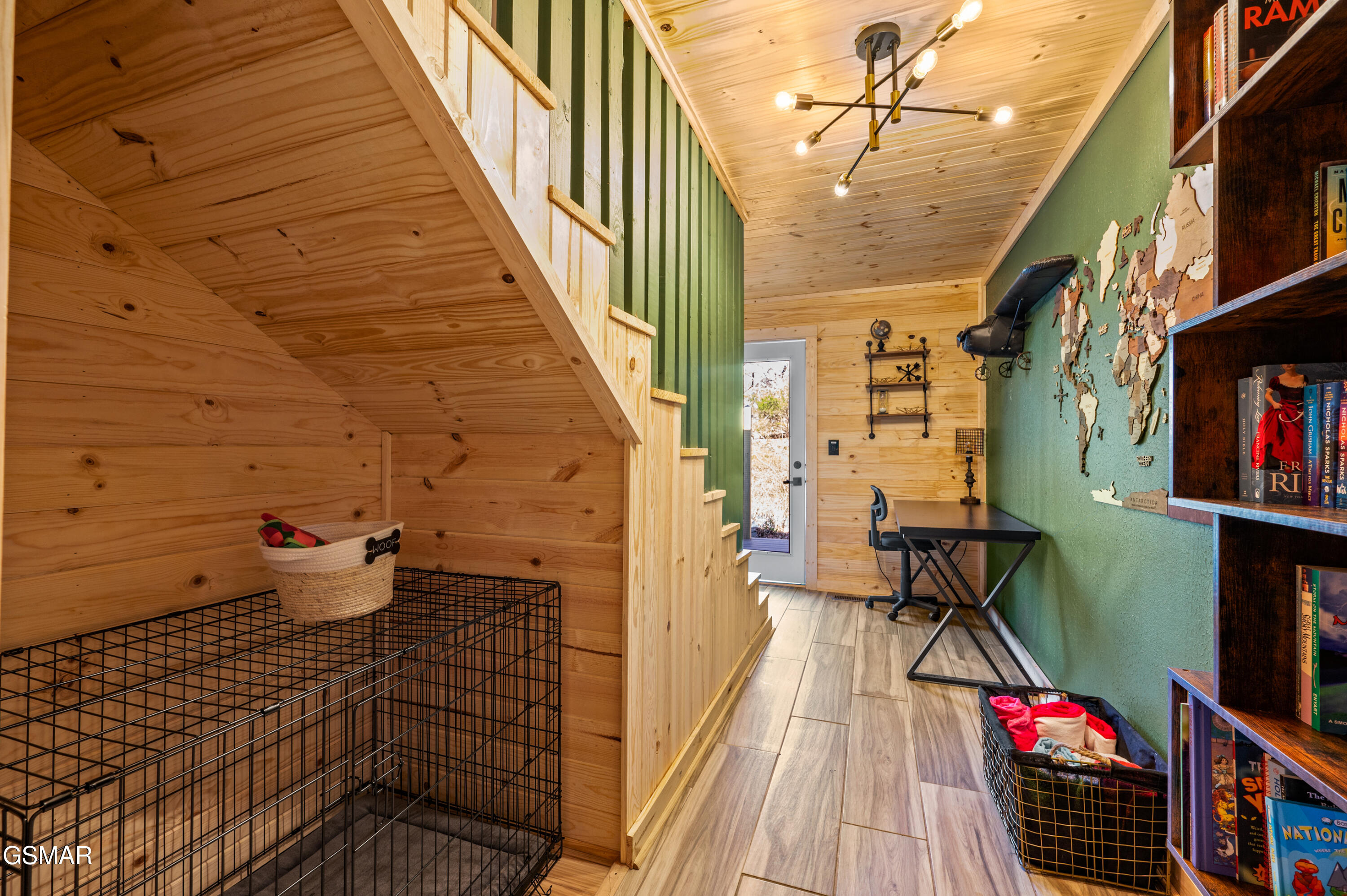 311 Indian Knob Circle Pigeon Forge TN 37863