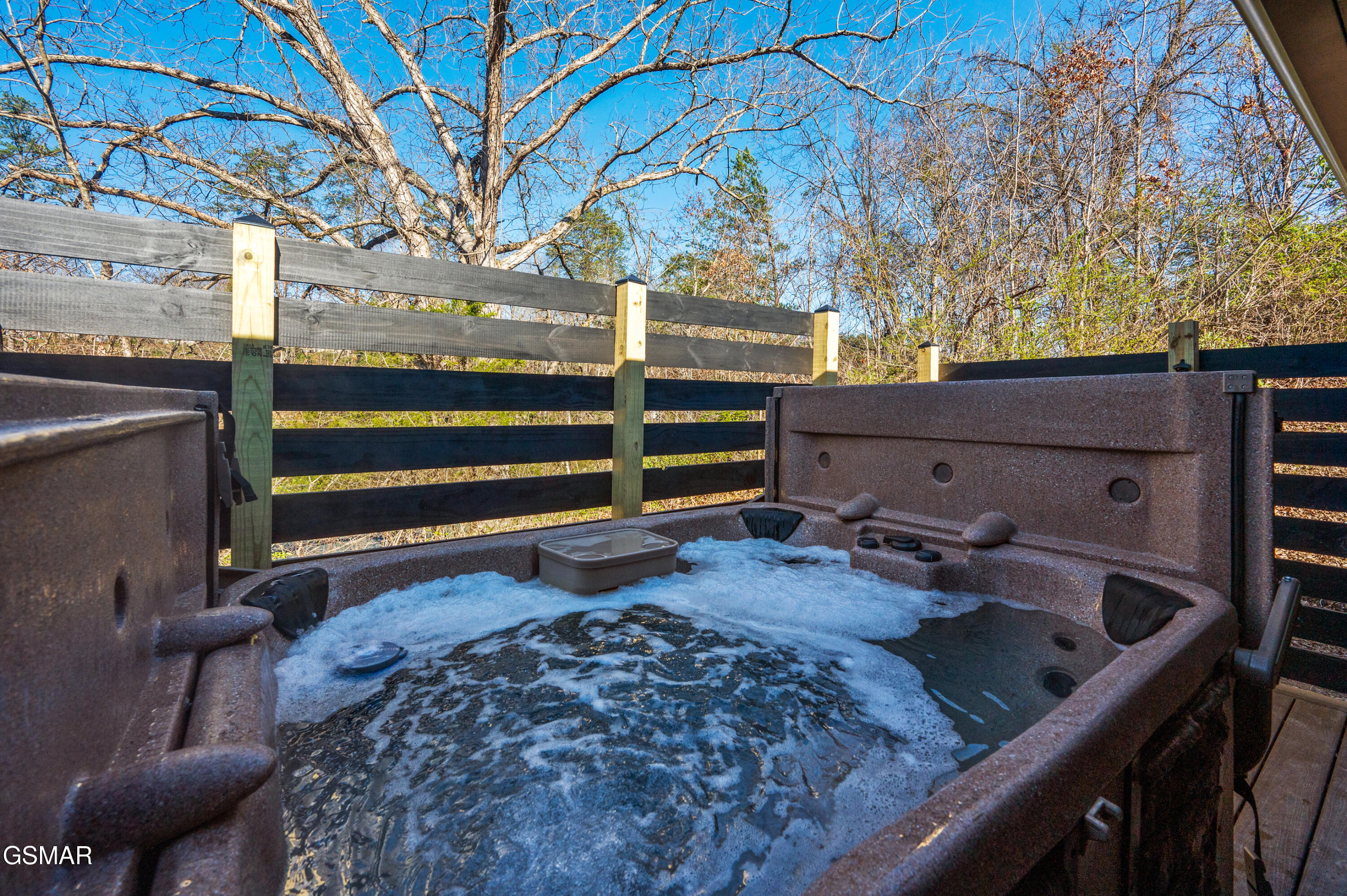 311 Indian Knob Circle Pigeon Forge TN 37863