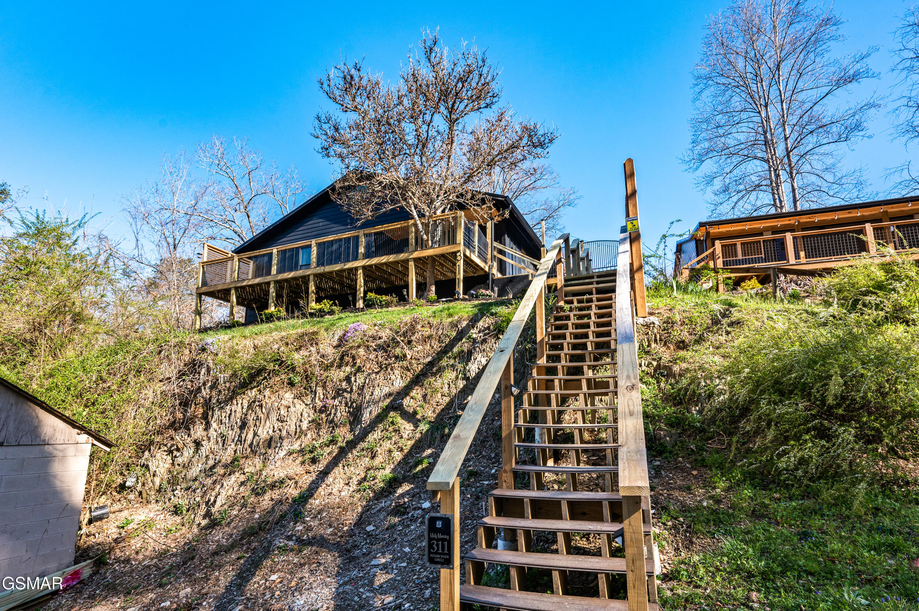 311 Indian Knob Circle Pigeon Forge TN 37863