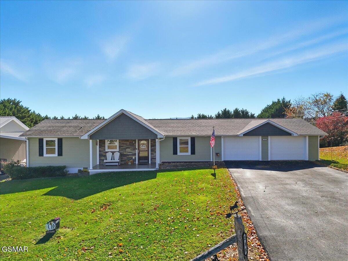 235 Sunny Way Dandridge TN 37725