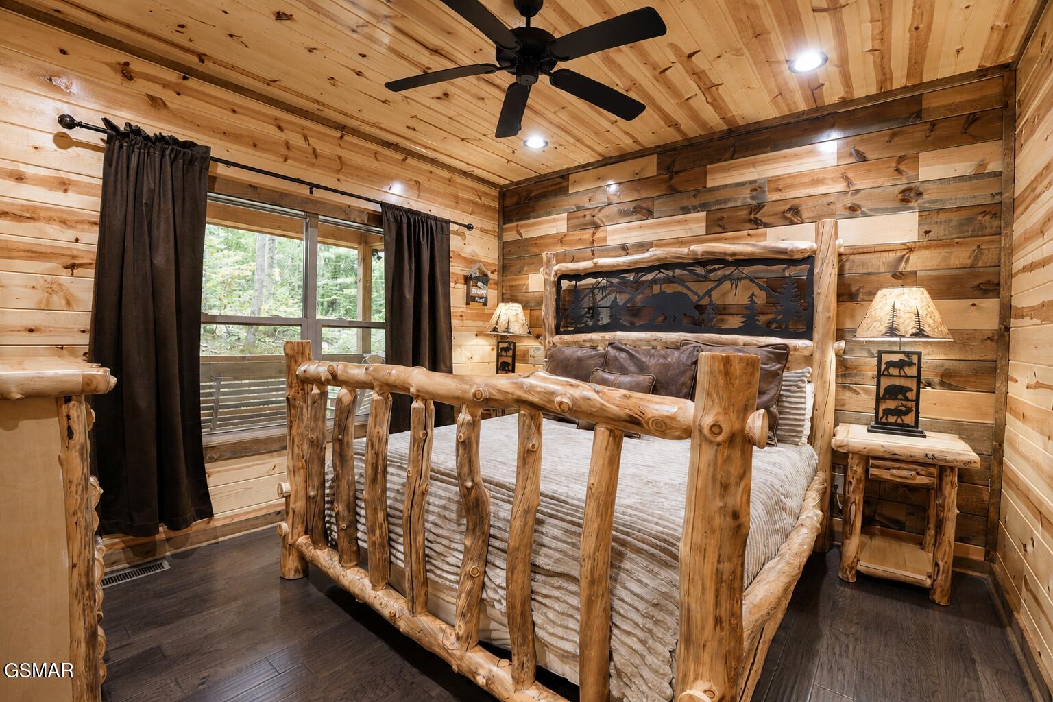 2215 Cub Circle Sevierville TN 37862