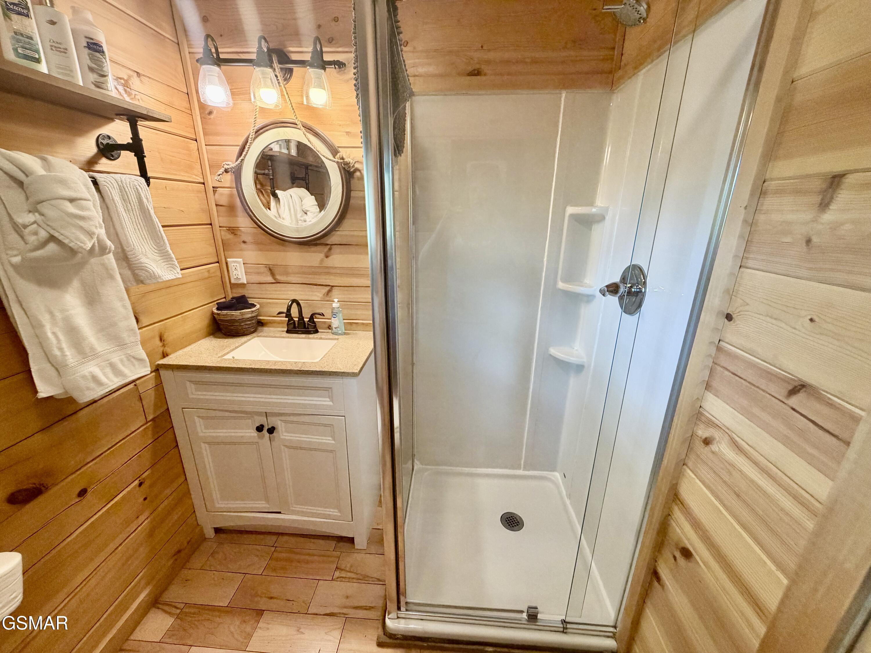 411 Abrams Falls Way Gatlinburg TN 37738