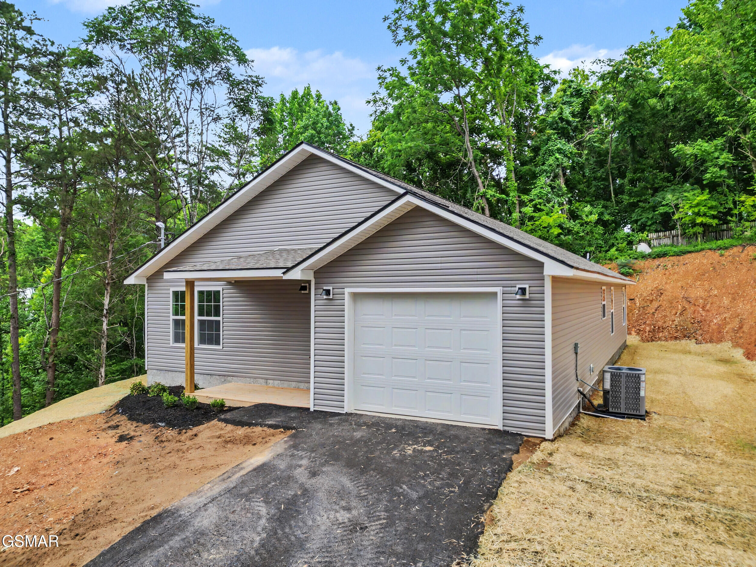 410 Day Springs Road Pigeon Forge TN 37863