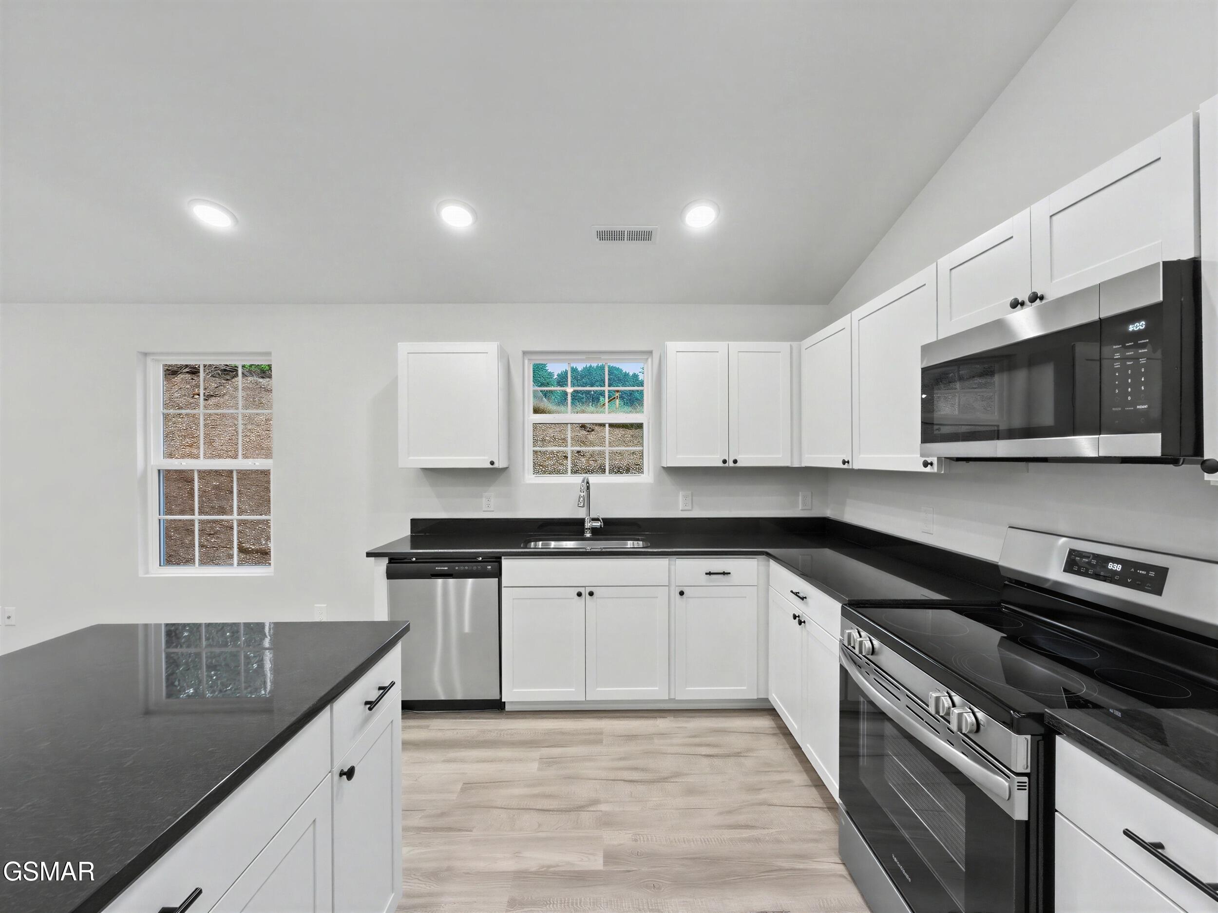 410 Day Springs Road Pigeon Forge TN 37863