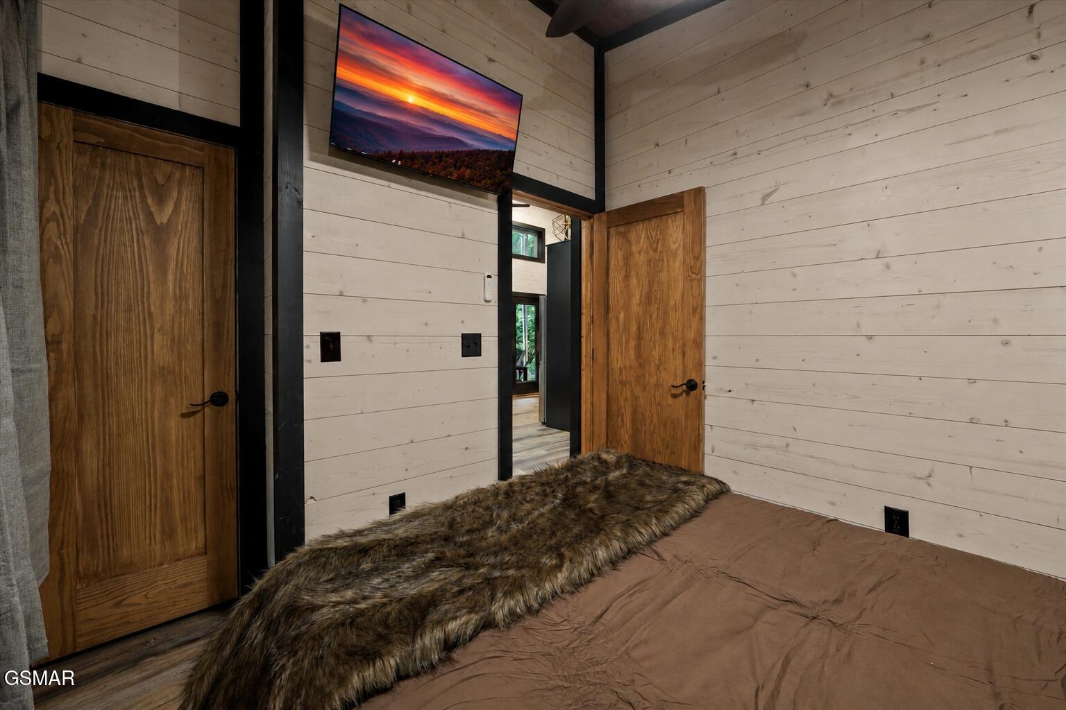 2036 Ridge Road Pigeon Forge TN 37863