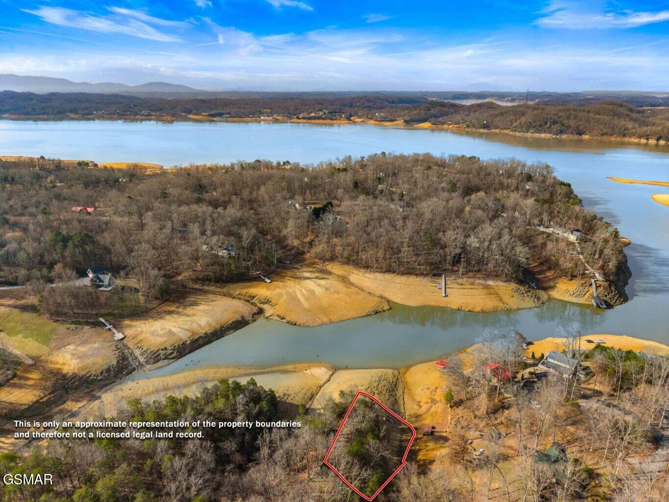 1027 Dean Circle Dandridge TN 37725
