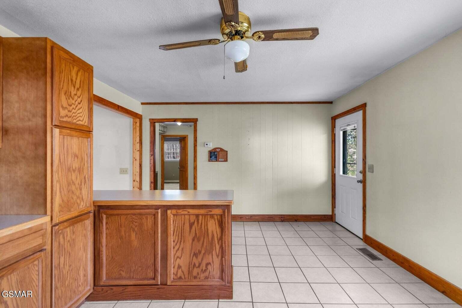 1027 Dean Circle Dandridge TN 37725