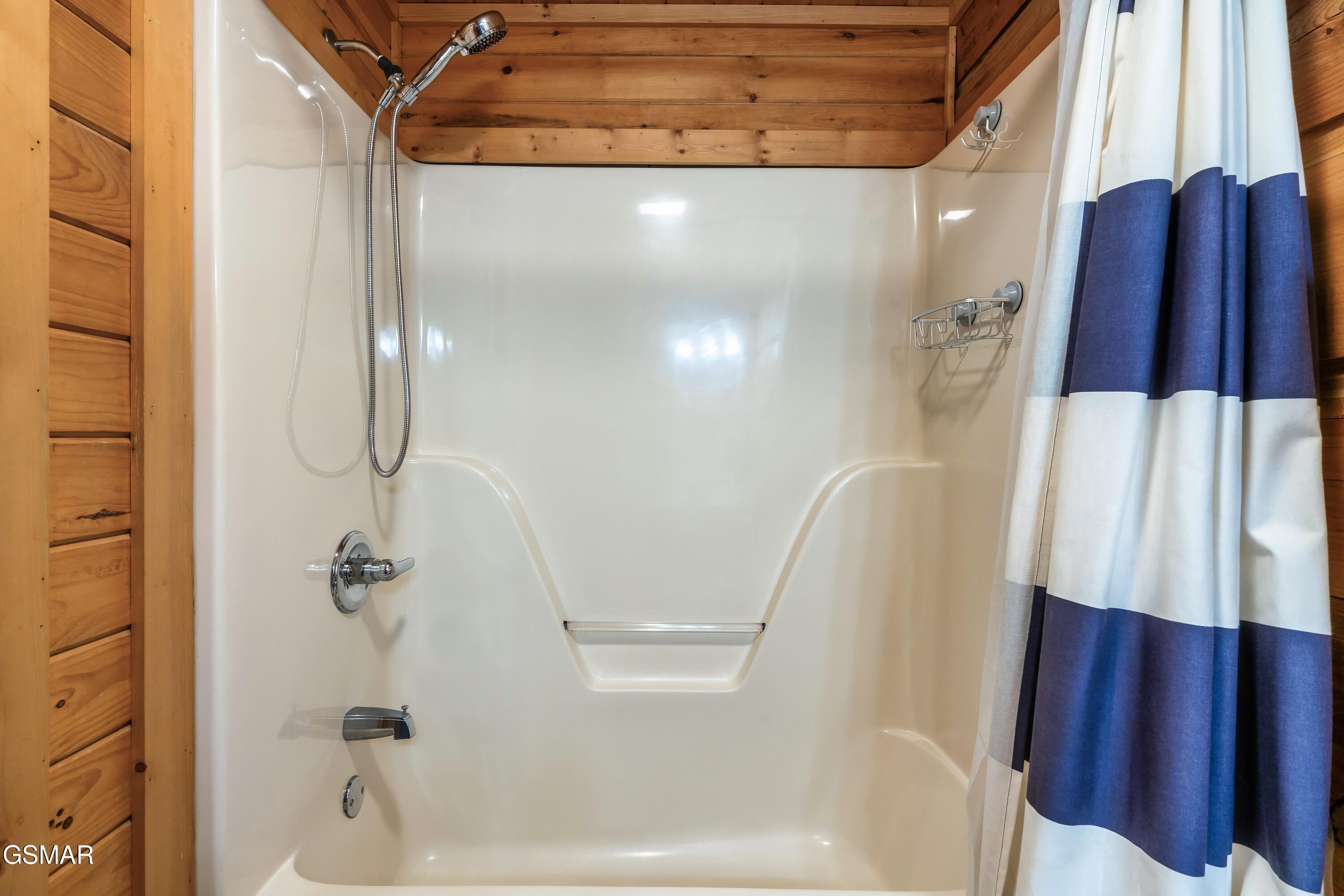 507 Hoot Owl Way Gatlinburg TN 37738