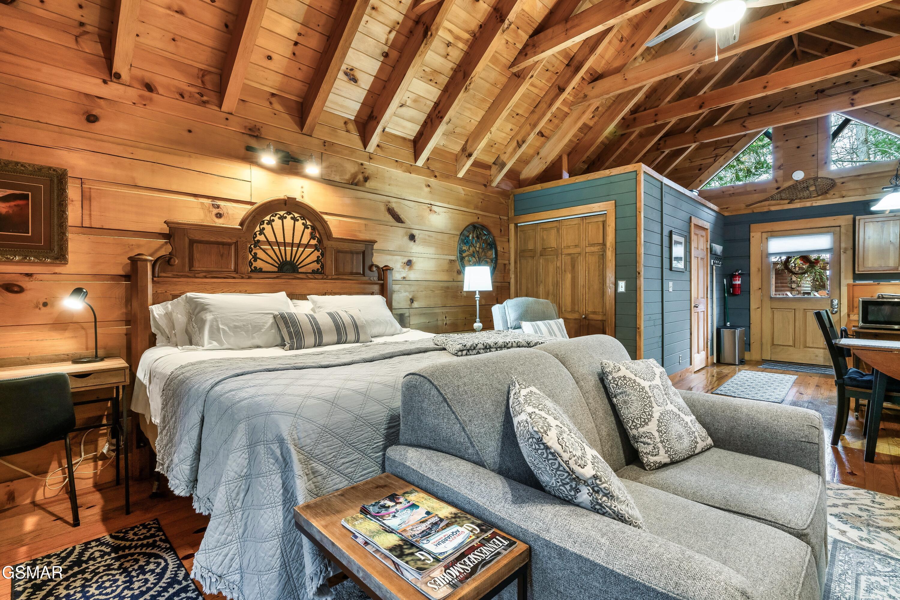 507 Hoot Owl Way Gatlinburg TN 37738