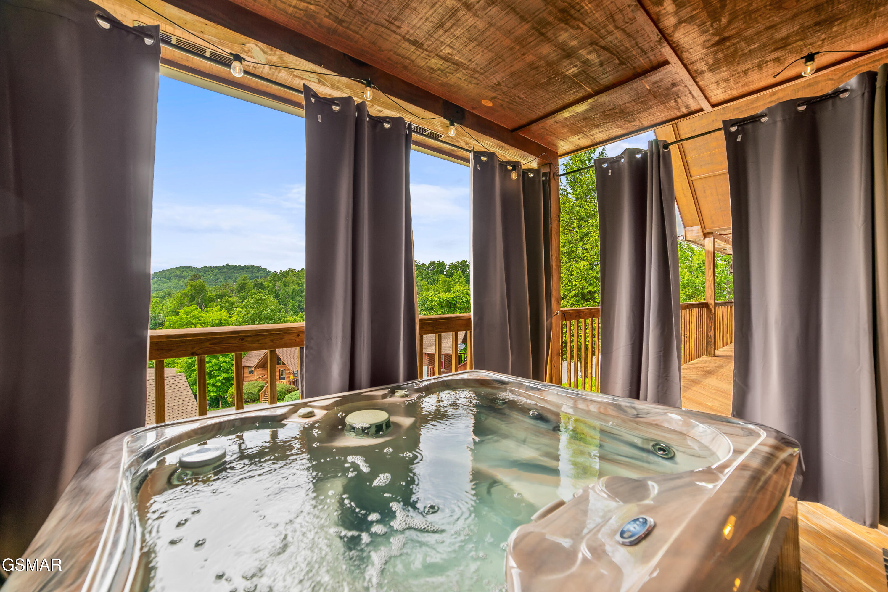 1624 Pinewood Way Sevierville TN 37862