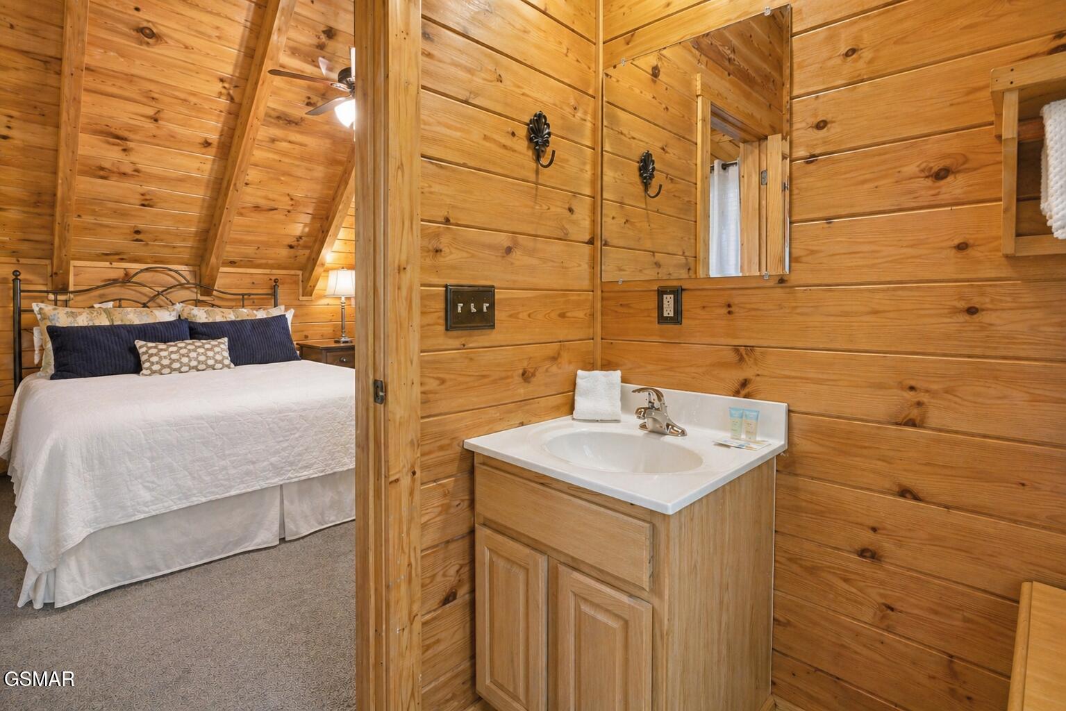 536 Forest Springs Drive Gatlinburg TN 37738