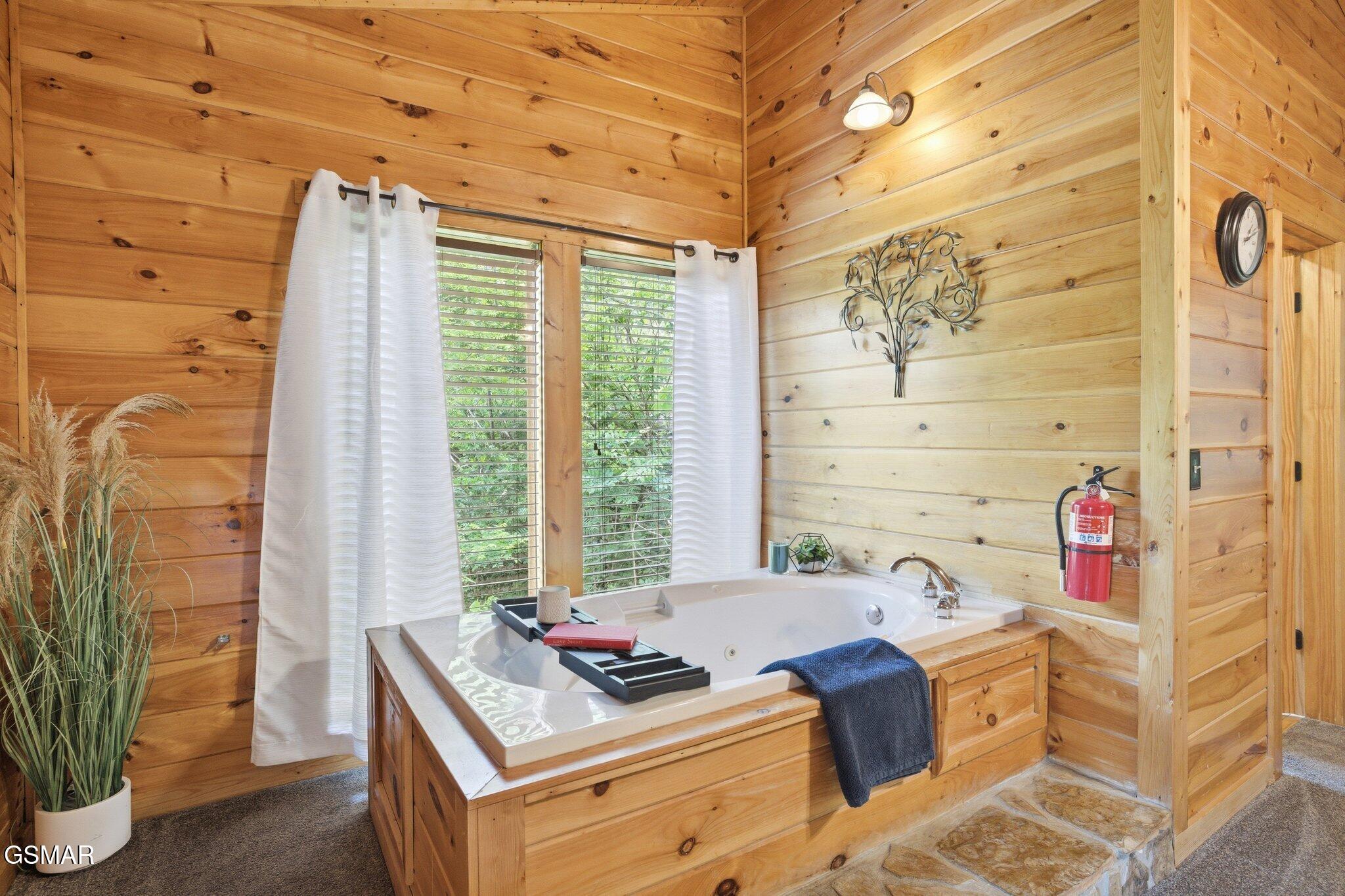 536 Forest Springs Drive Gatlinburg TN 37738
