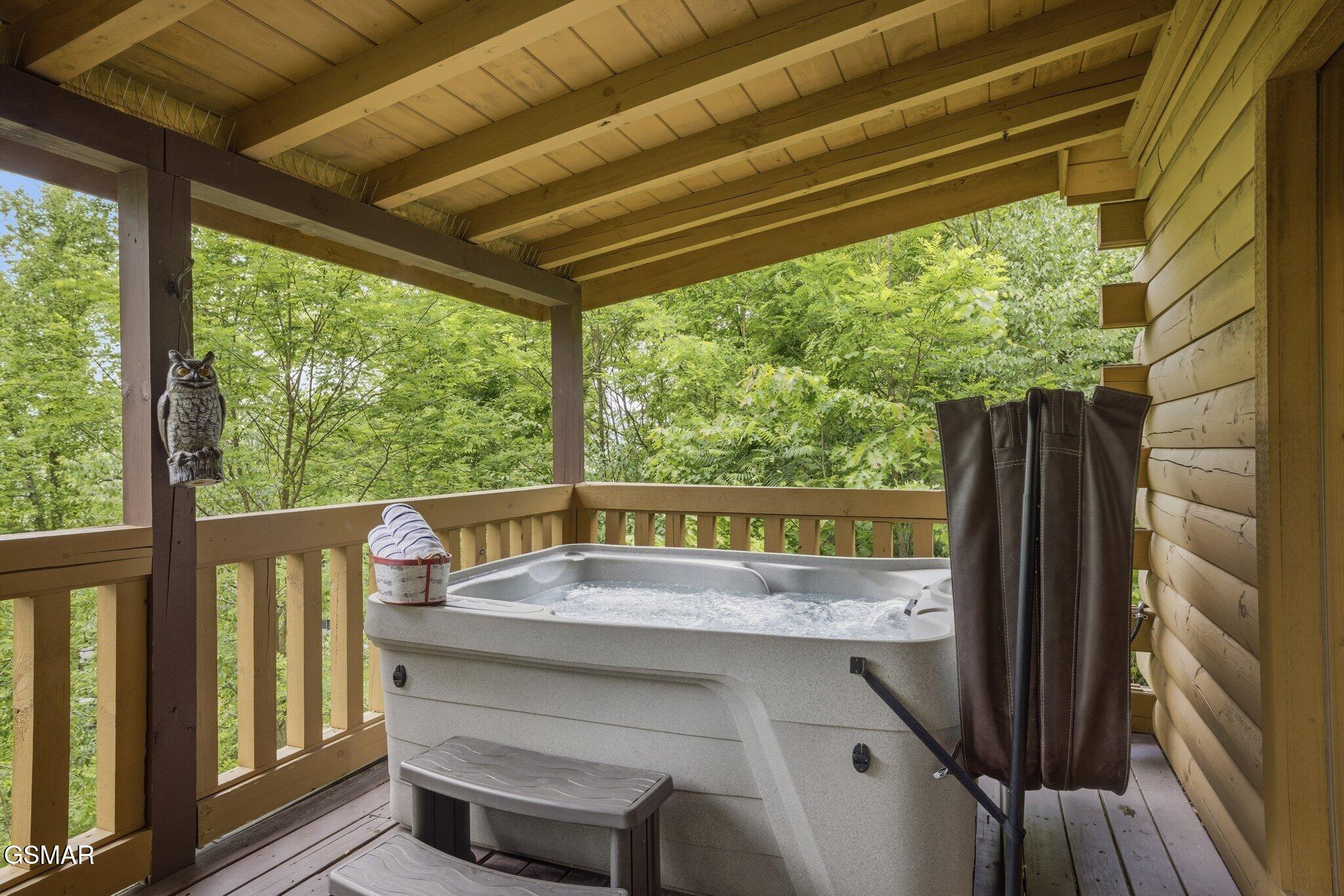 536 Forest Springs Drive Gatlinburg TN 37738