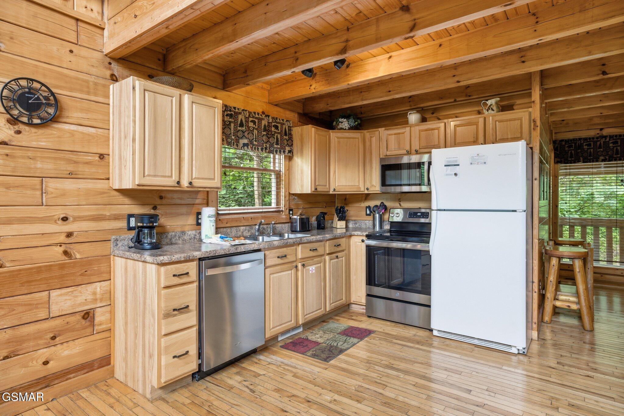 536 Forest Springs Drive Gatlinburg TN 37738