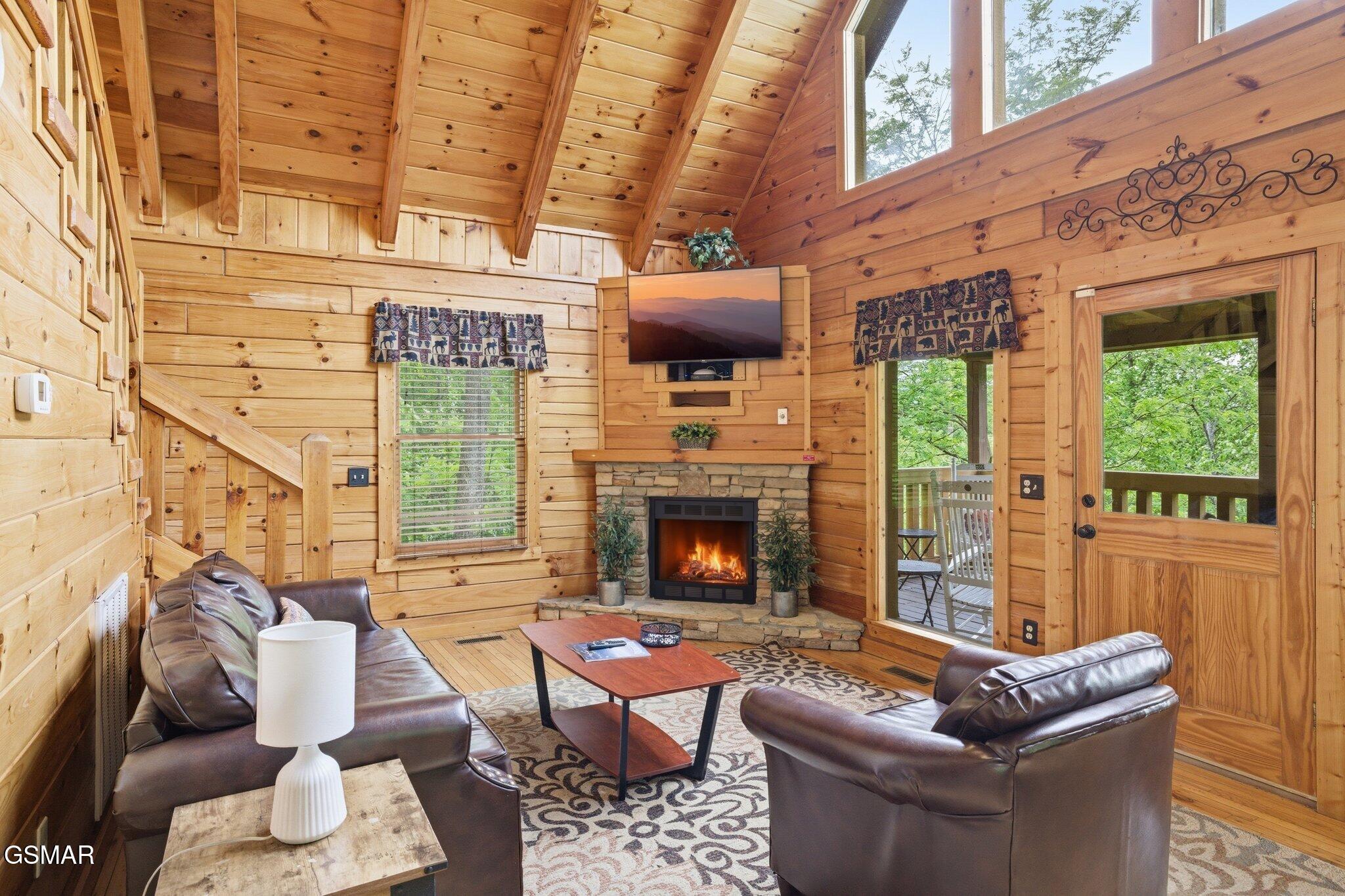 536 Forest Springs Drive Gatlinburg TN 37738