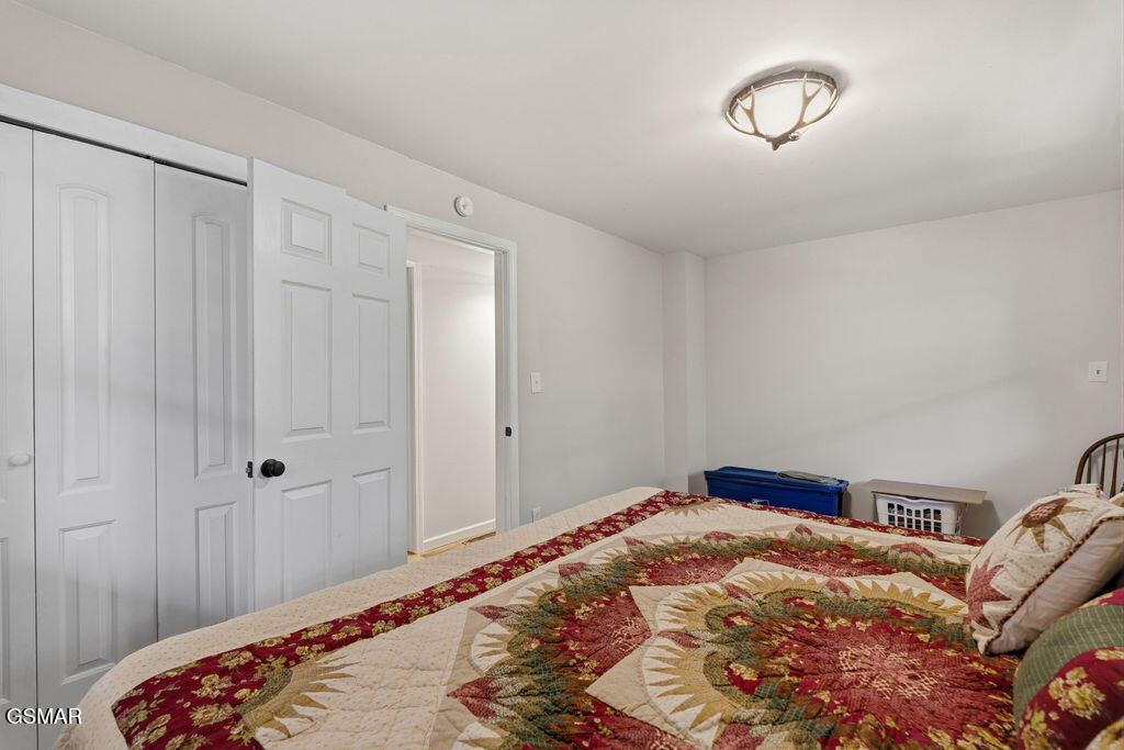 1105 Lower Alpine Way Gatlinburg TN 37738