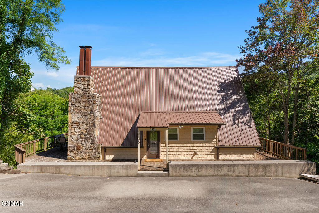 1105 Lower Alpine Way Gatlinburg TN 37738