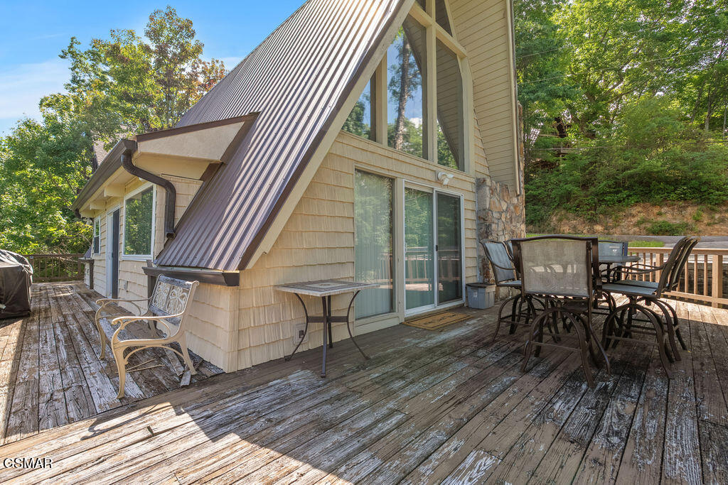 1105 Lower Alpine Way Gatlinburg TN 37738