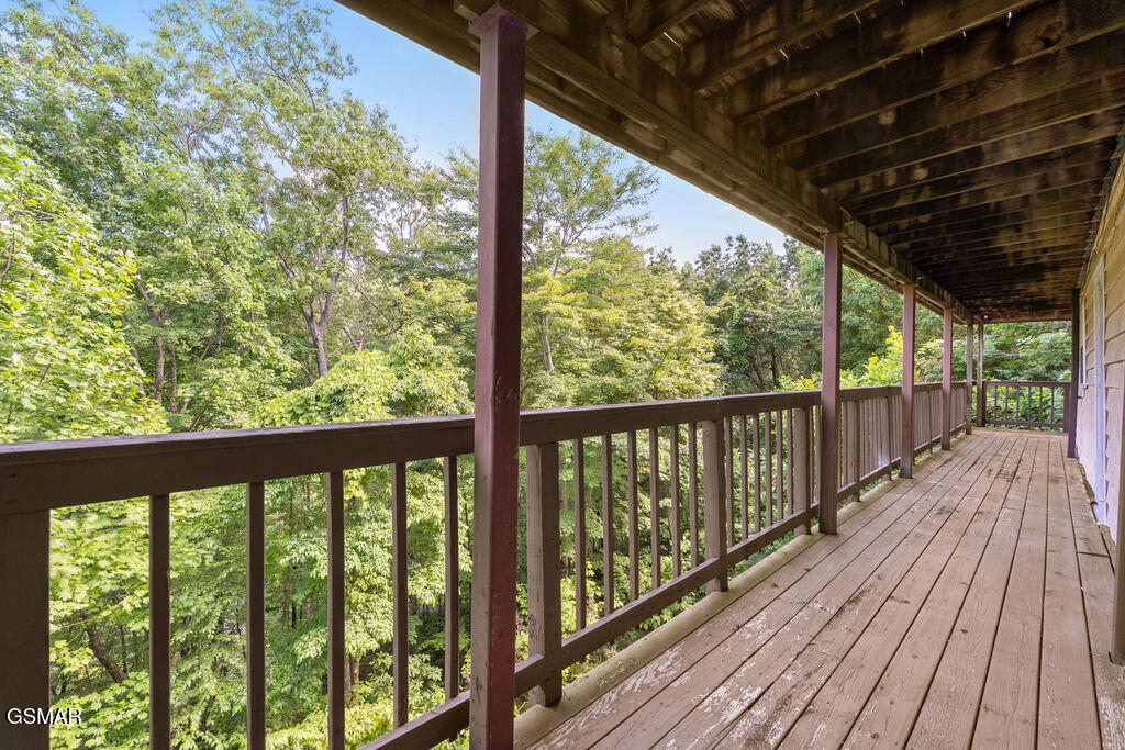 1105 Lower Alpine Way Gatlinburg TN 37738