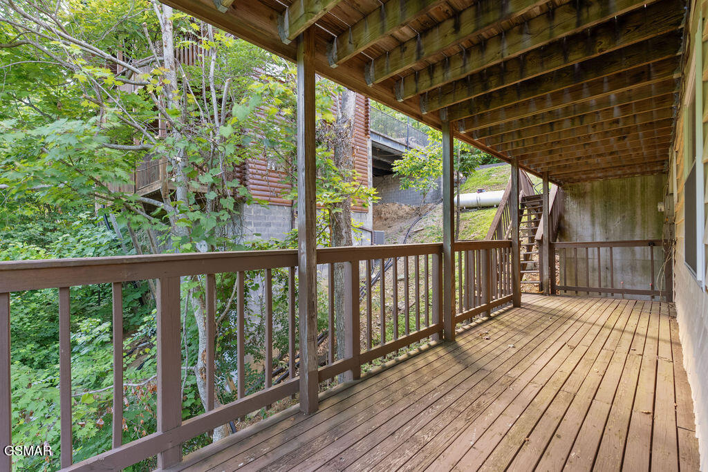 1105 Lower Alpine Way Gatlinburg TN 37738