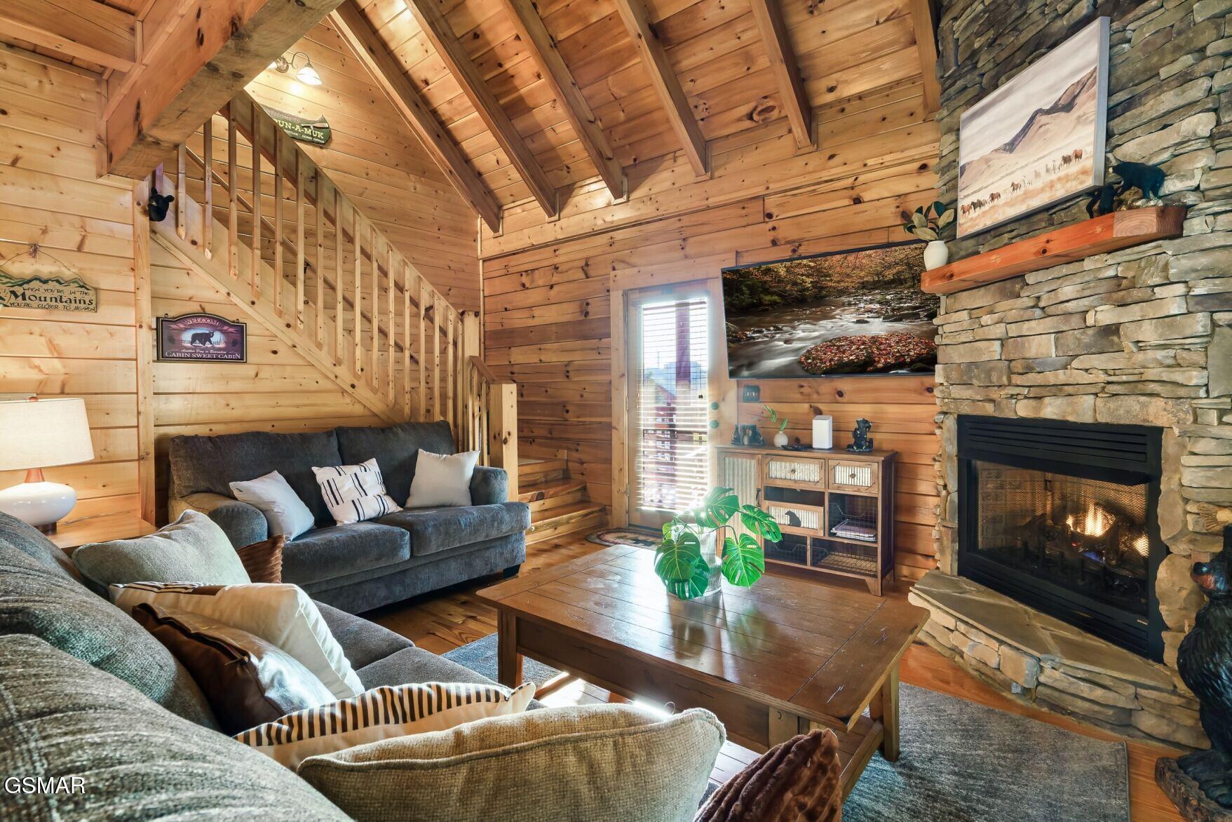 612 Cherry Blossom Way Pigeon Forge TN 37863