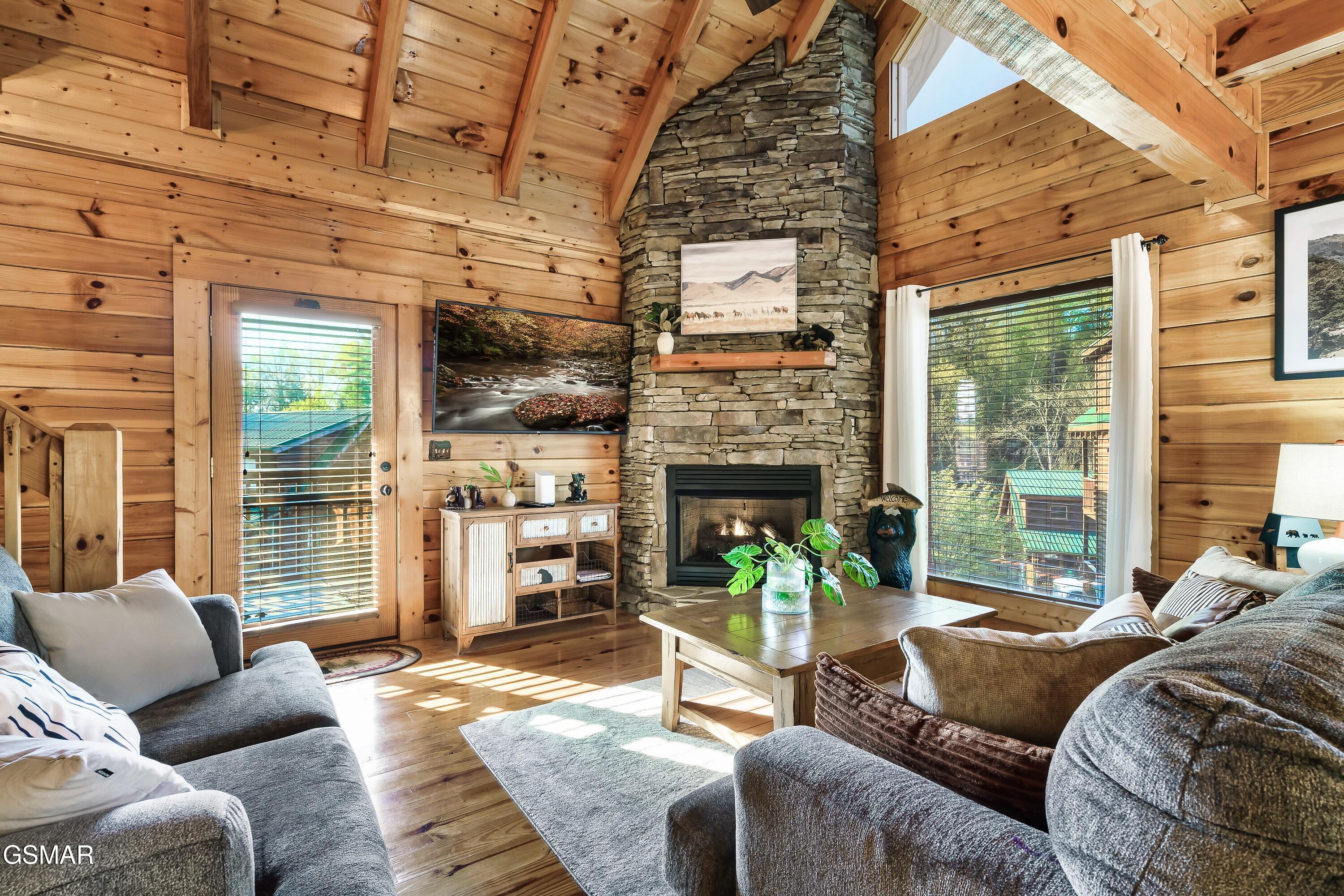 612 Cherry Blossom Way Pigeon Forge TN 37863