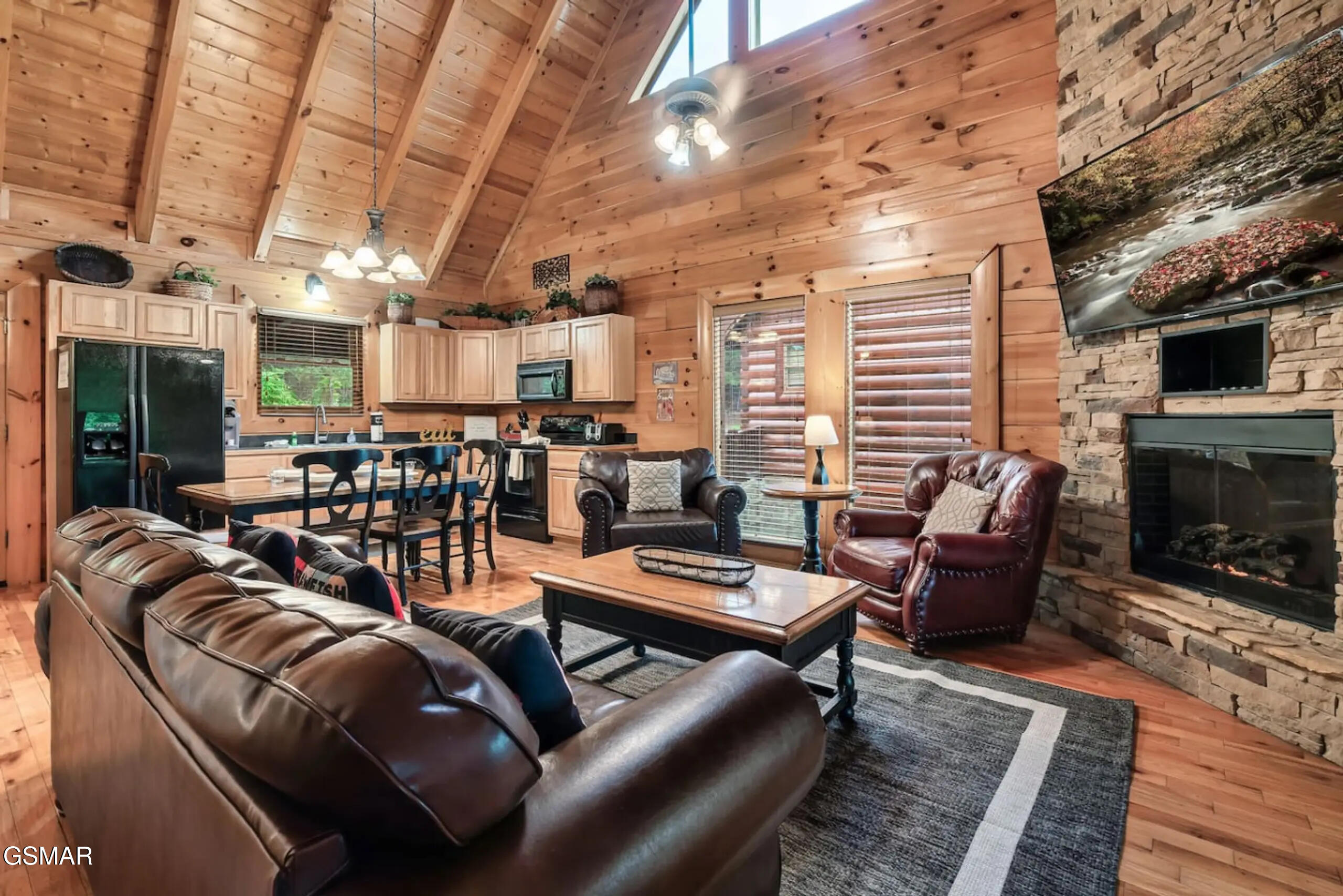 1932 Cougar Crossing Way Sevierville TN 37862