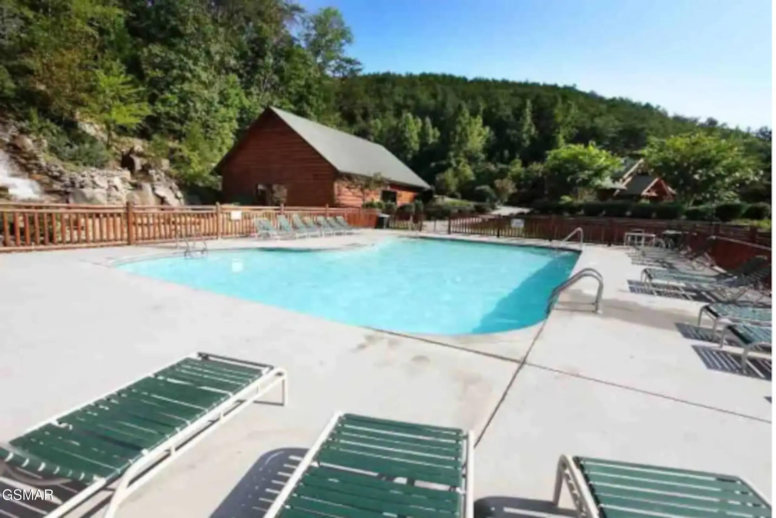 1932 Cougar Crossing Way Sevierville TN 37862