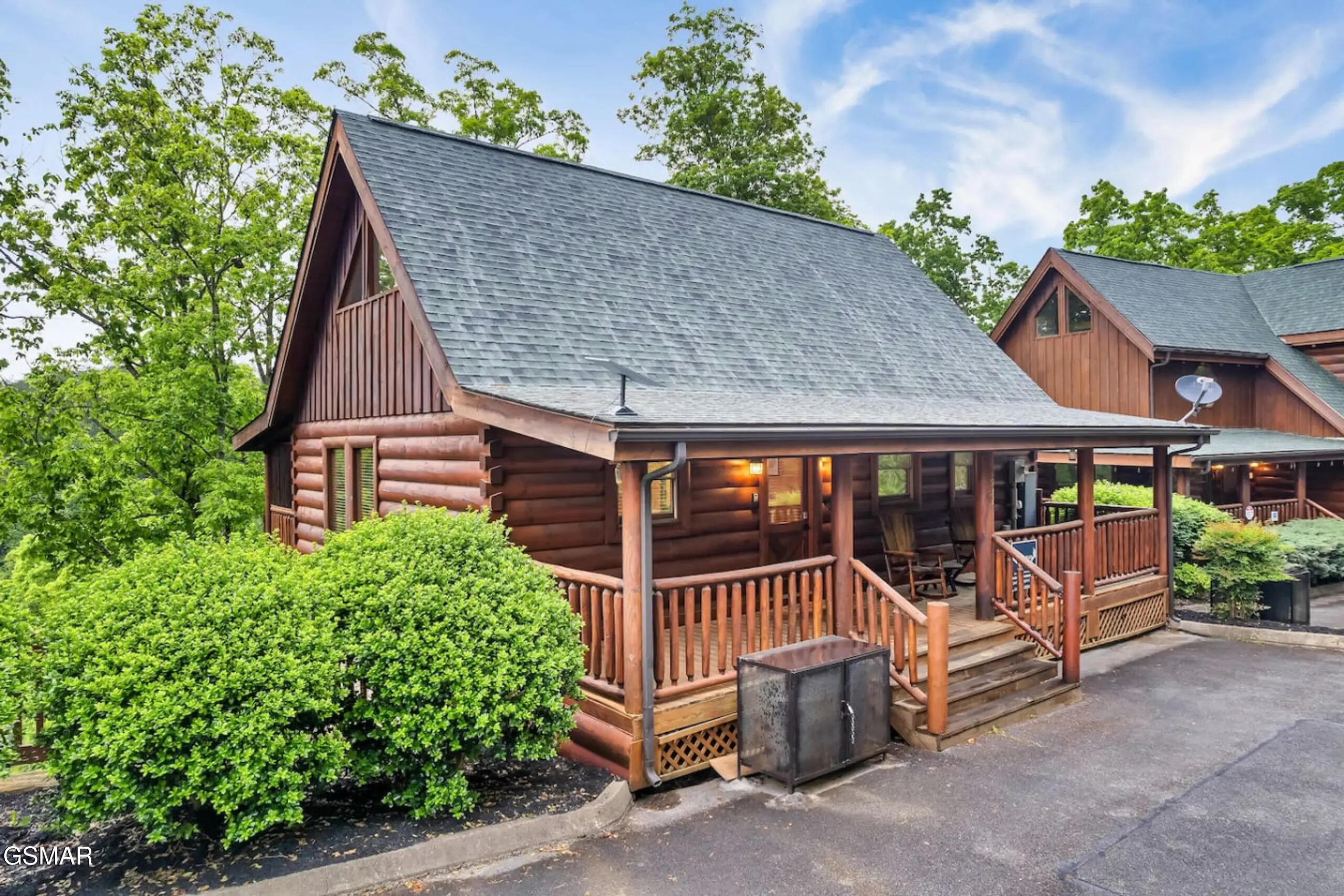 1932 Cougar Crossing Way Sevierville TN 37862