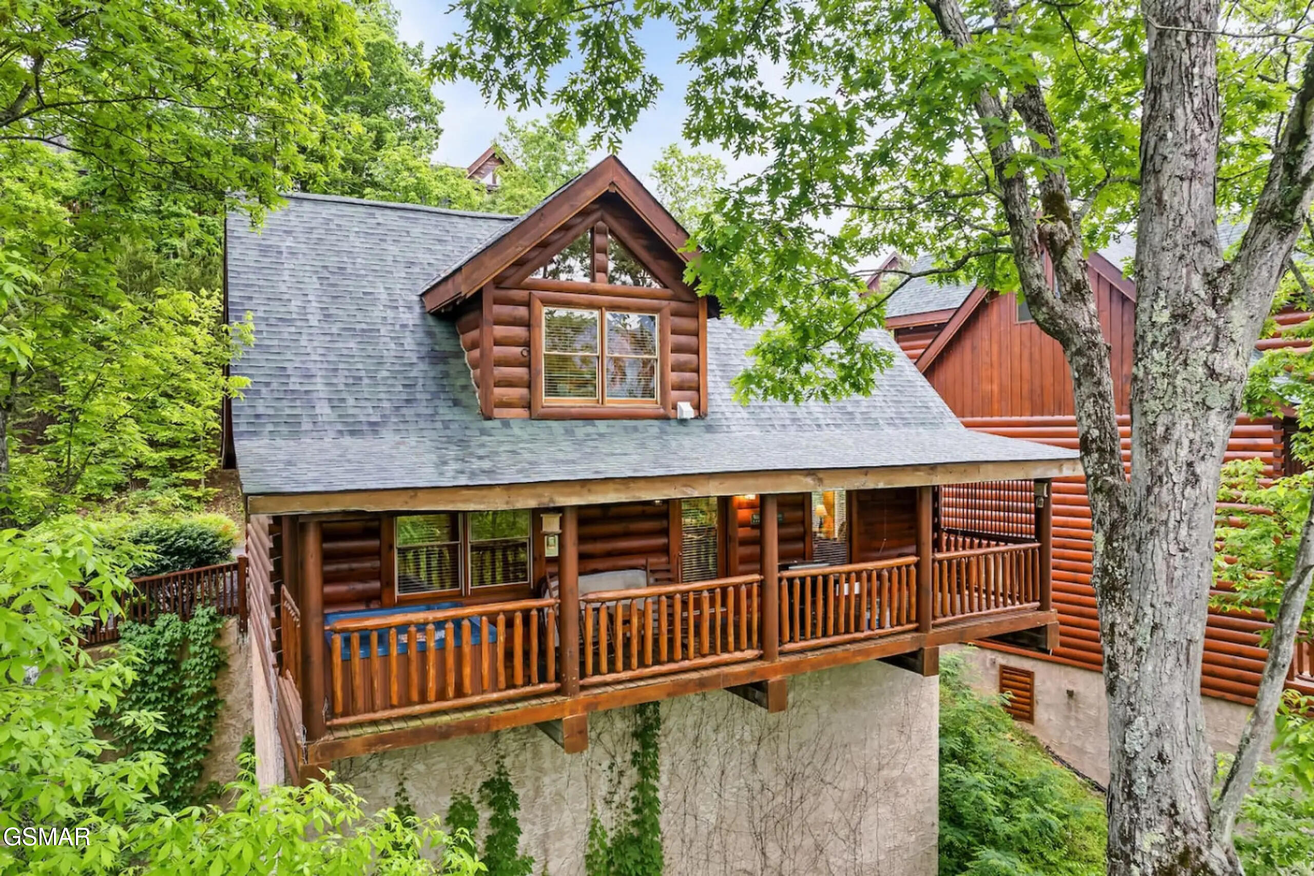 1932 Cougar Crossing Way Sevierville TN 37862