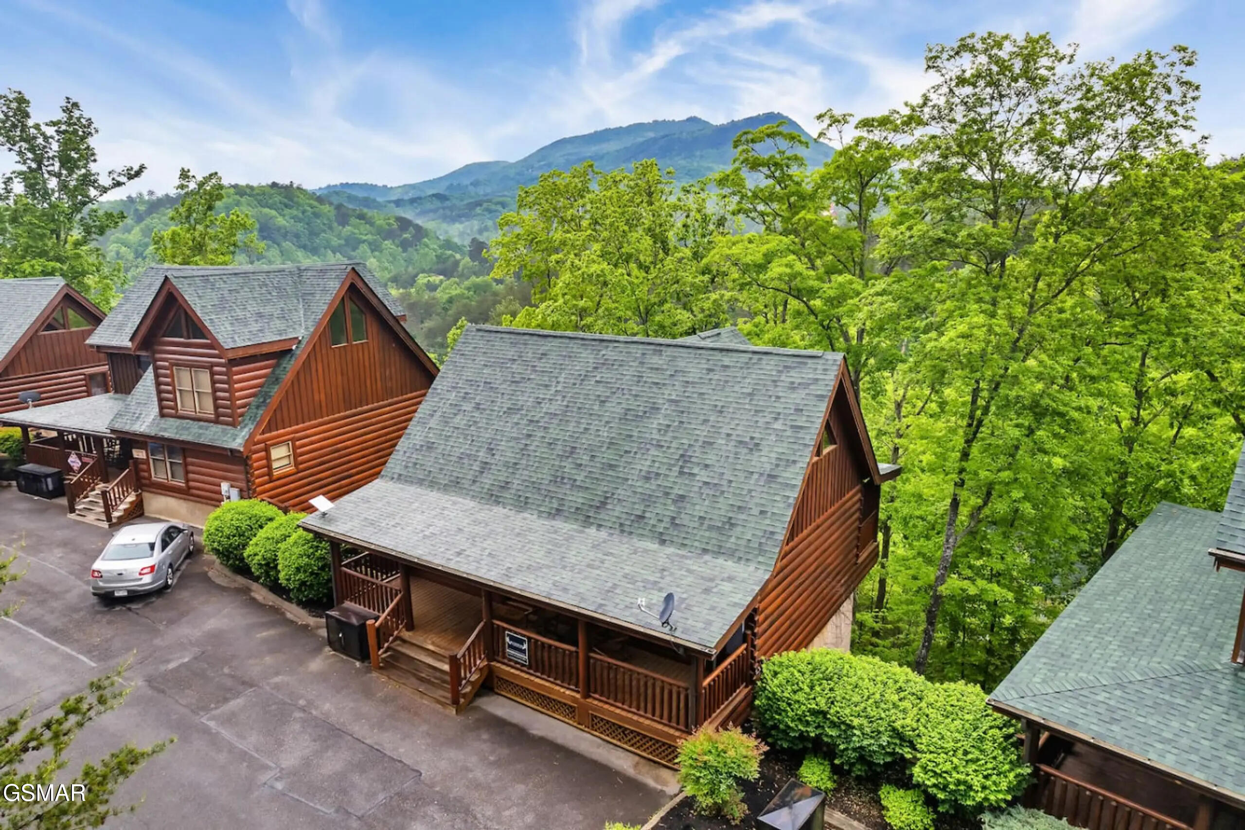 1932 Cougar Crossing Way Sevierville TN 37862