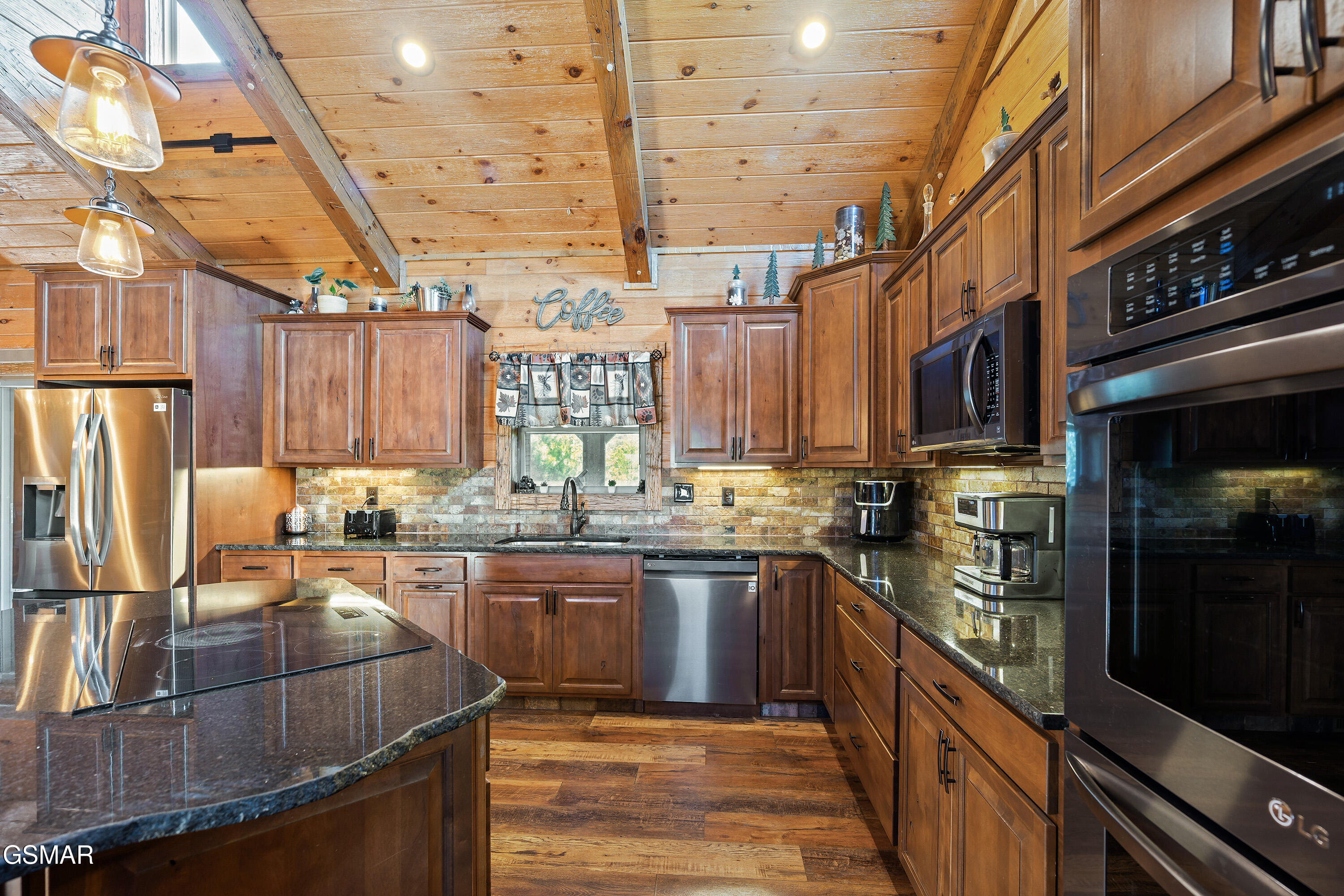 971 Critter Mountain Way Newport TN 37821