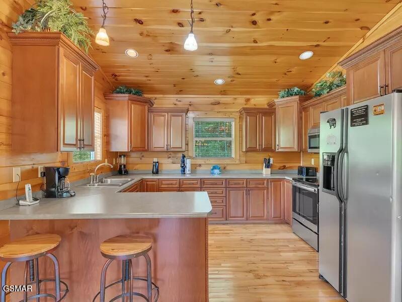 1715 Smoky Hills Drive Gatlinburg TN 37738