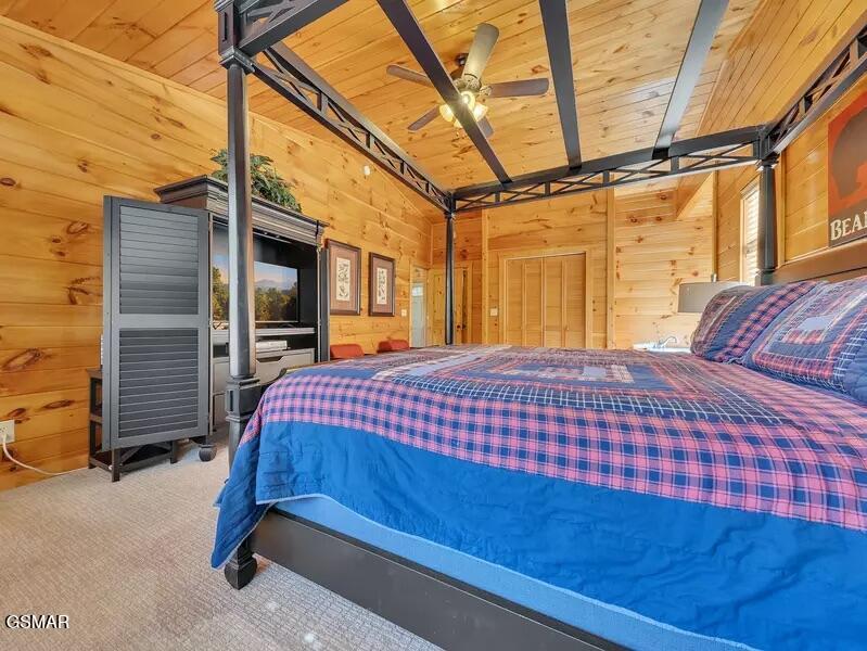 1715 Smoky Hills Drive Gatlinburg TN 37738