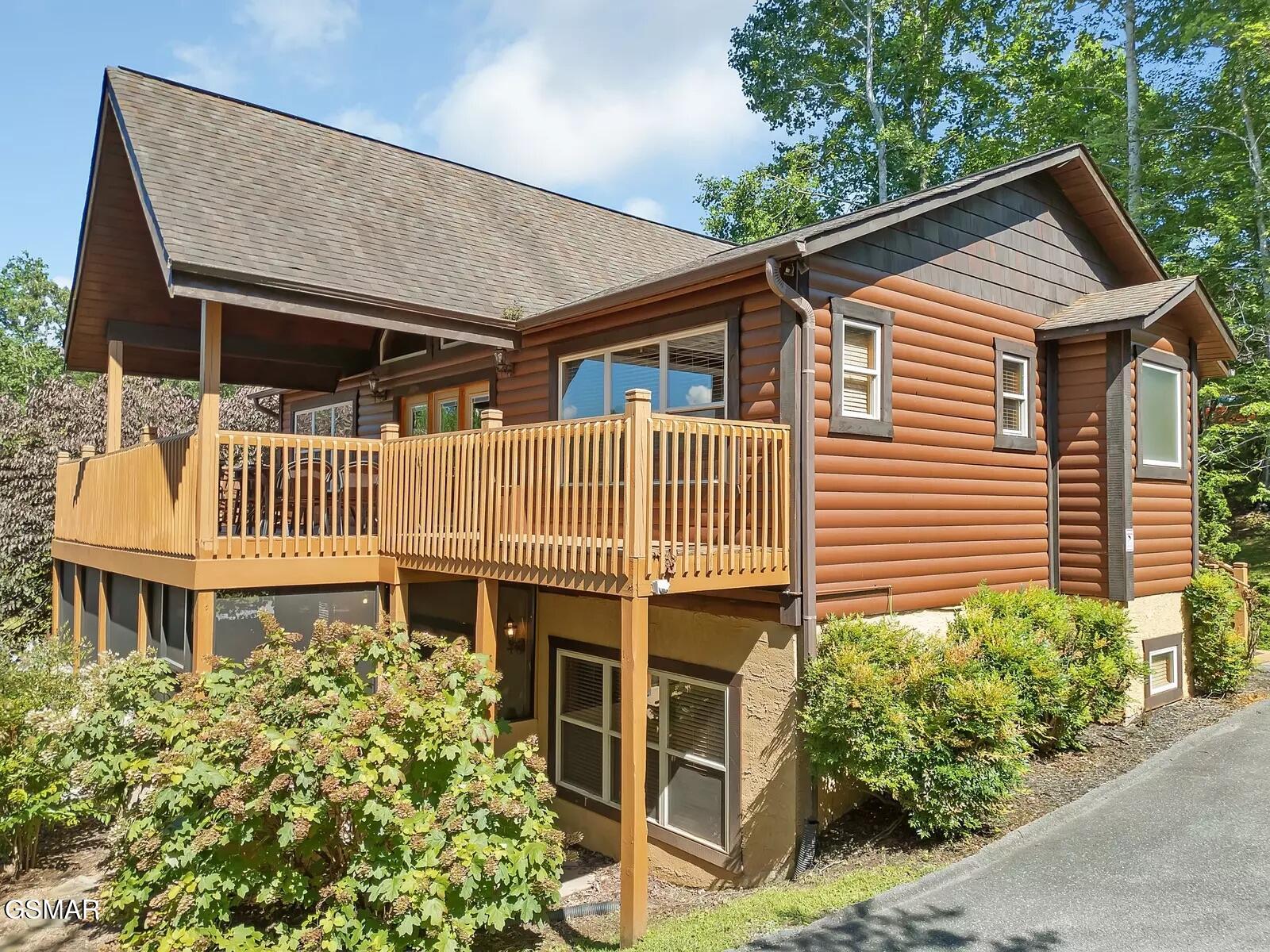 1715 Smoky Hills Drive Gatlinburg TN 37738