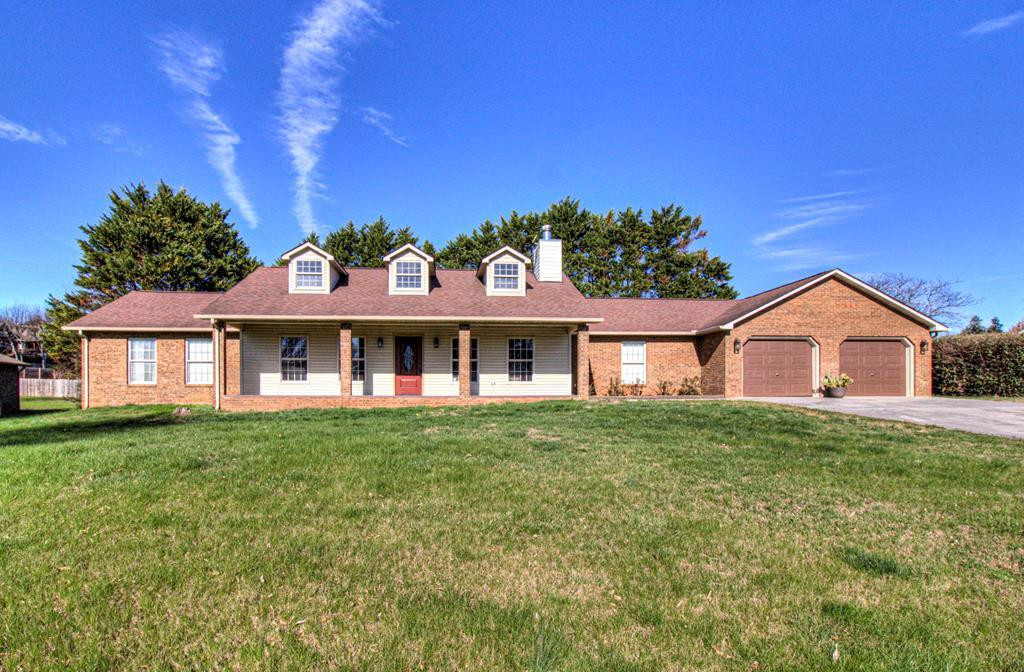 1021 Columbine Lea Sevierville TN 37862