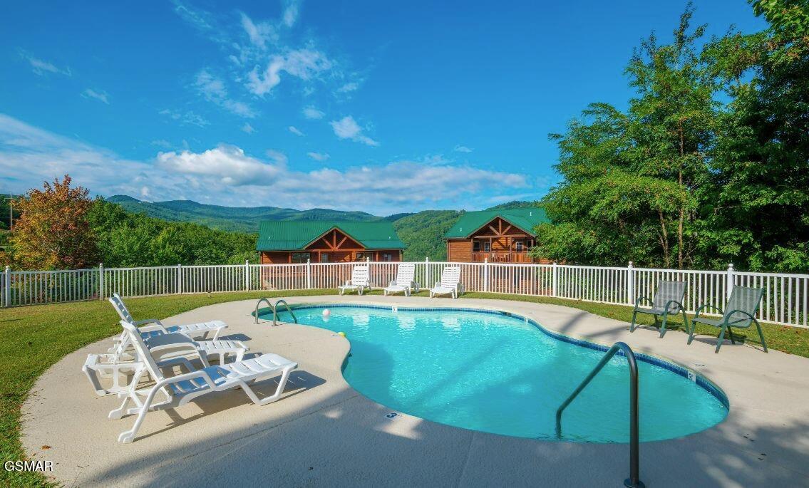 927 Street Of Dreams Way Gatlinburg TN 37738