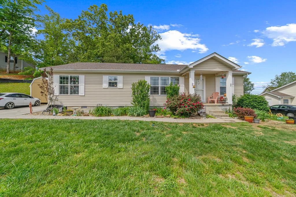 1186 Case View Road Dandridge TN 37725